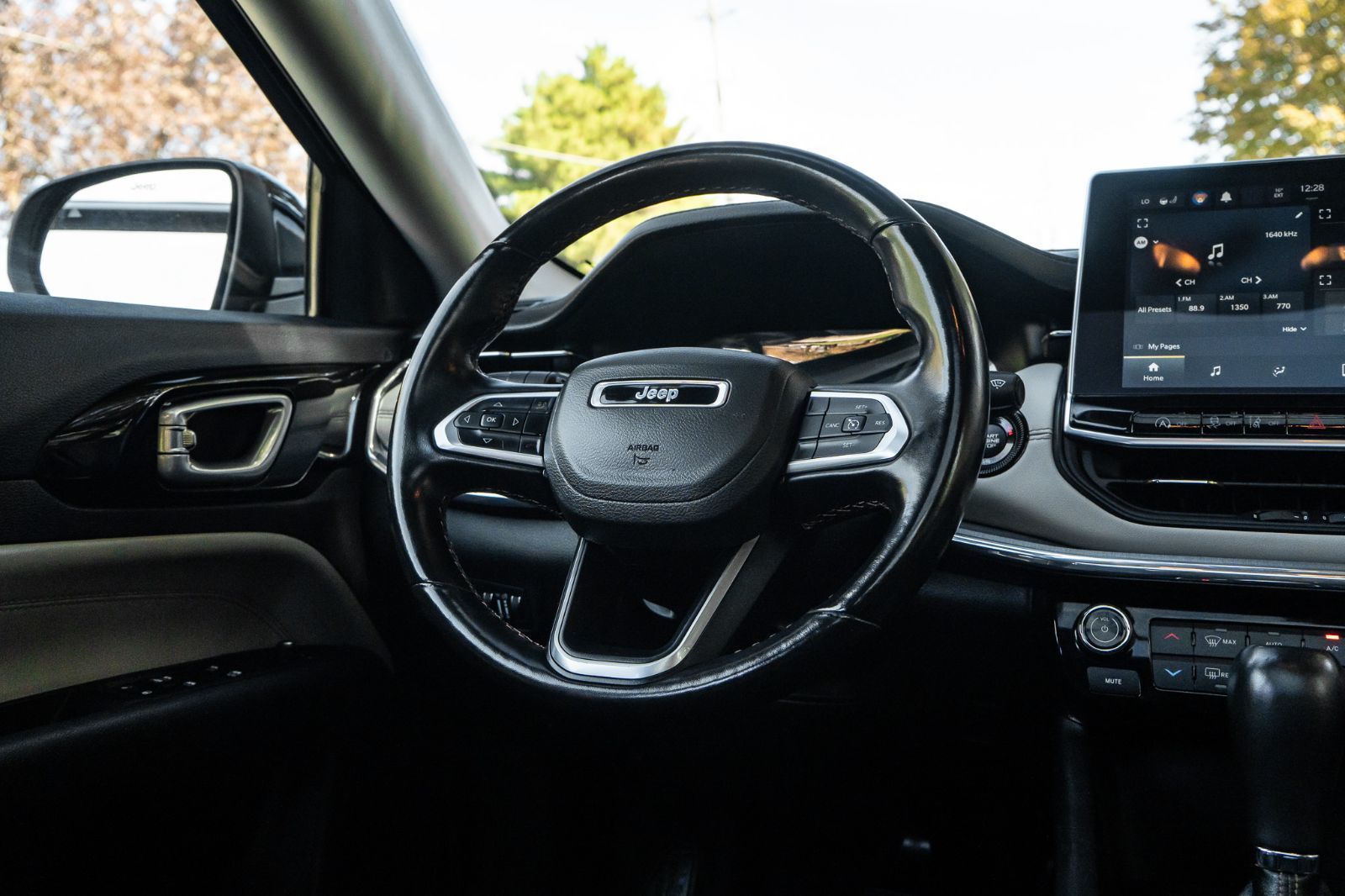 2022 Jeep Compass Limited-9