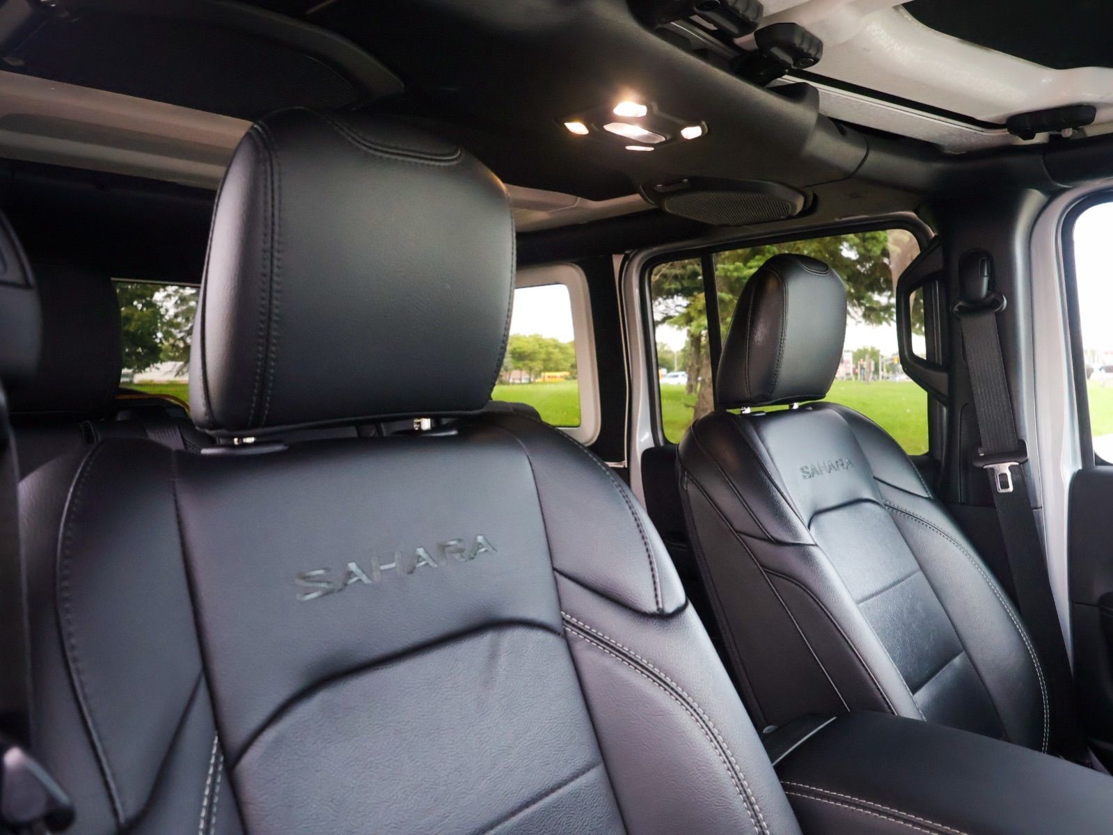 2022 Jeep Wrangler 4xe Unlimited Sahara-25