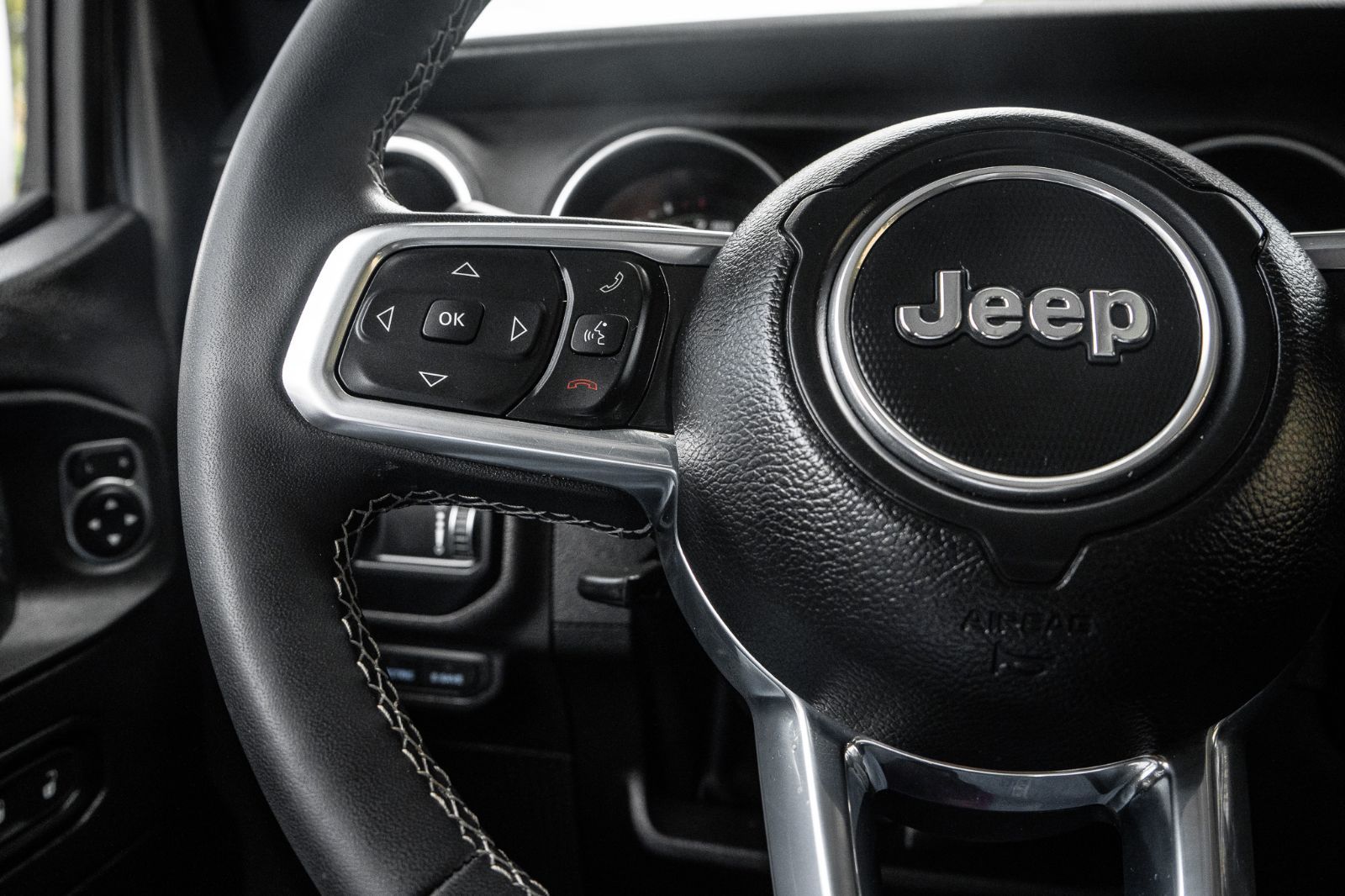 2023 Jeep Wrangler 4xe Sahara-11