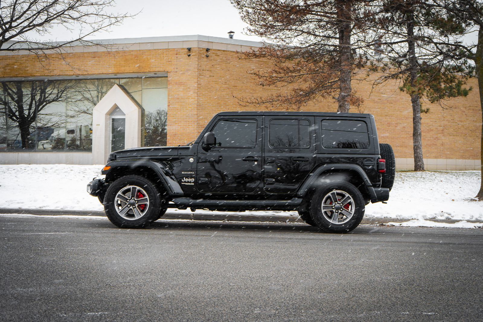 2020 Jeep Wrangler Unlimited Sahara-4