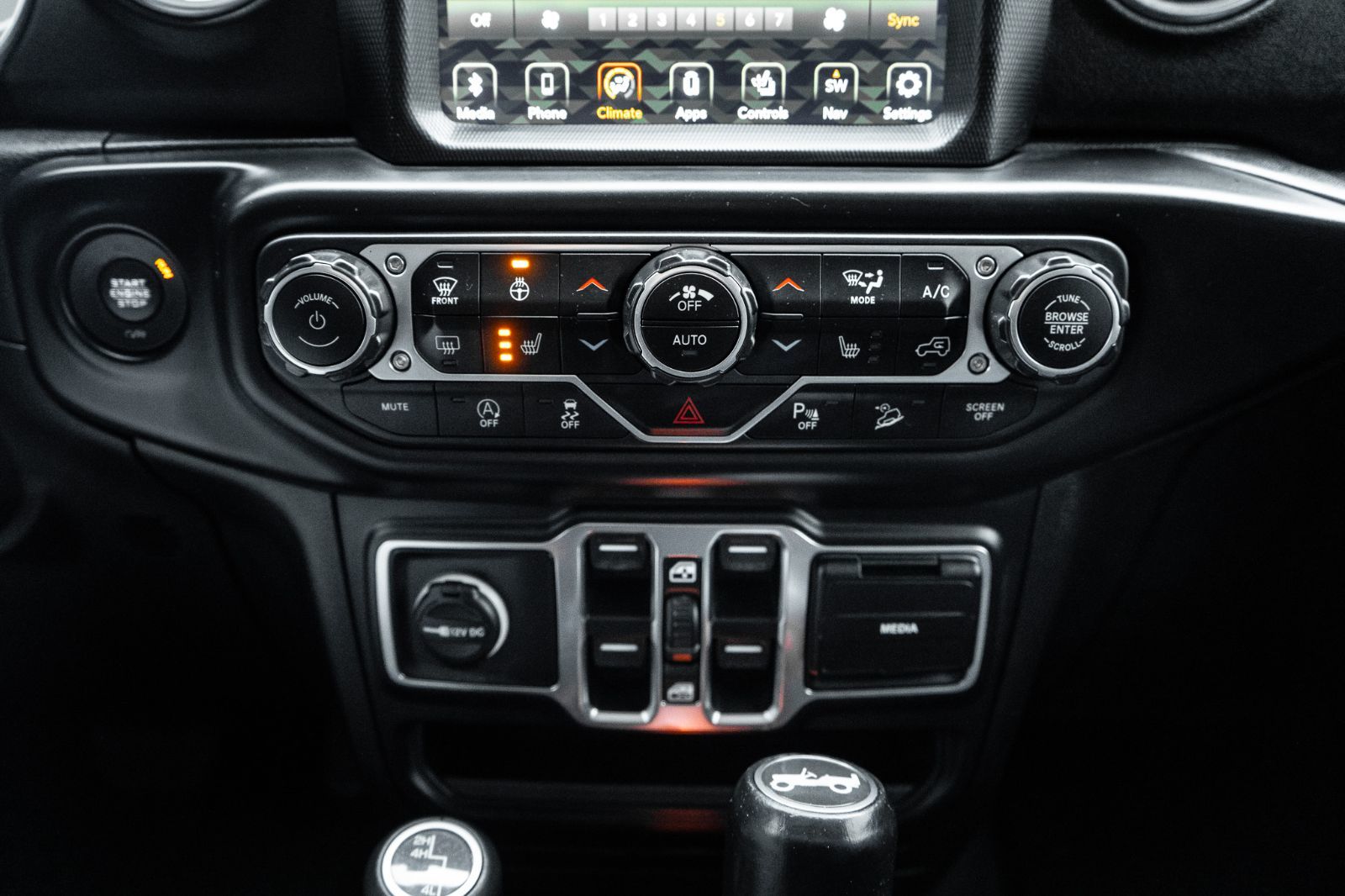 2020 Jeep Wrangler Unlimited Sahara-15