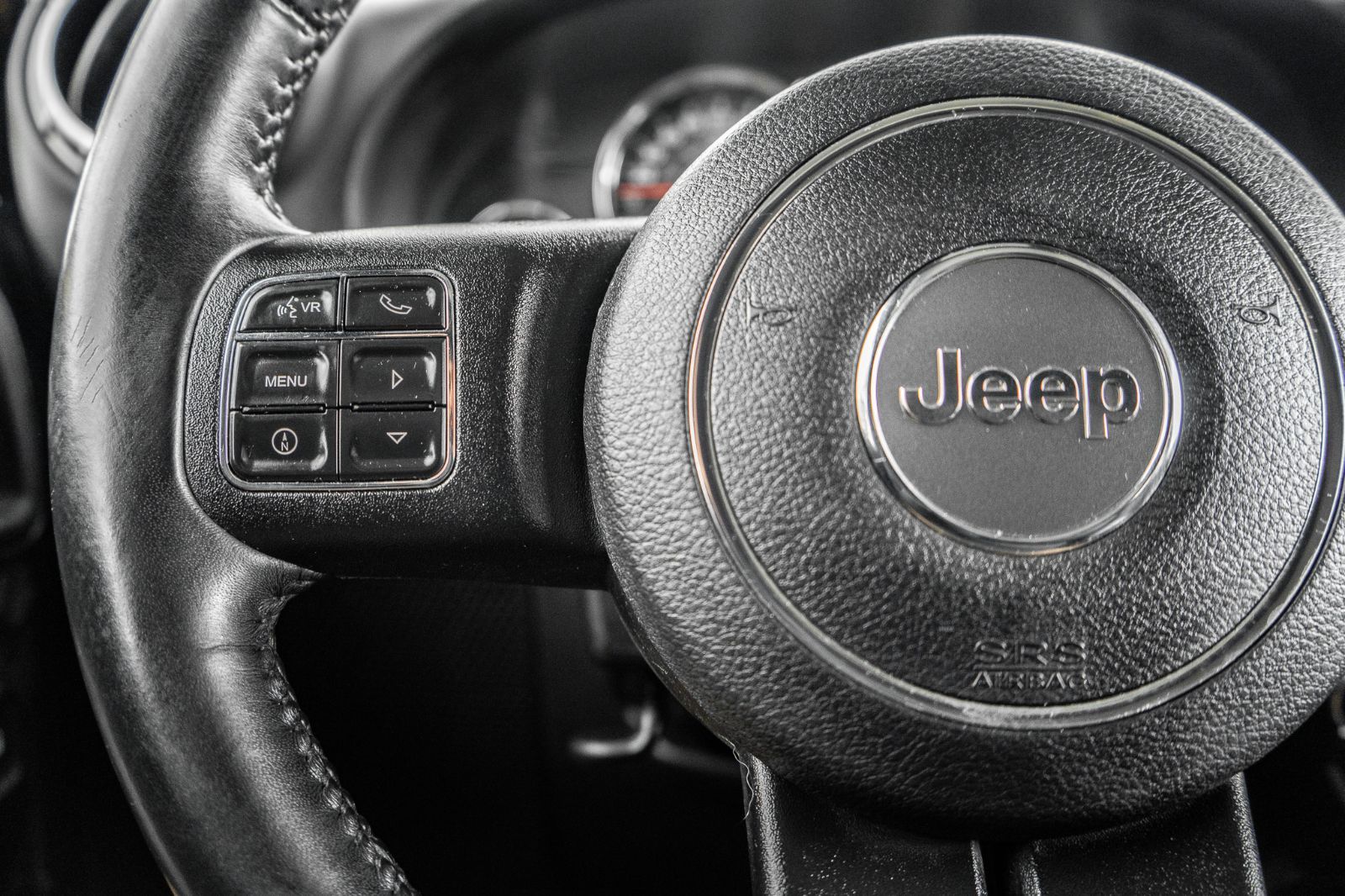 2015 Jeep Wrangler Sahara-10
