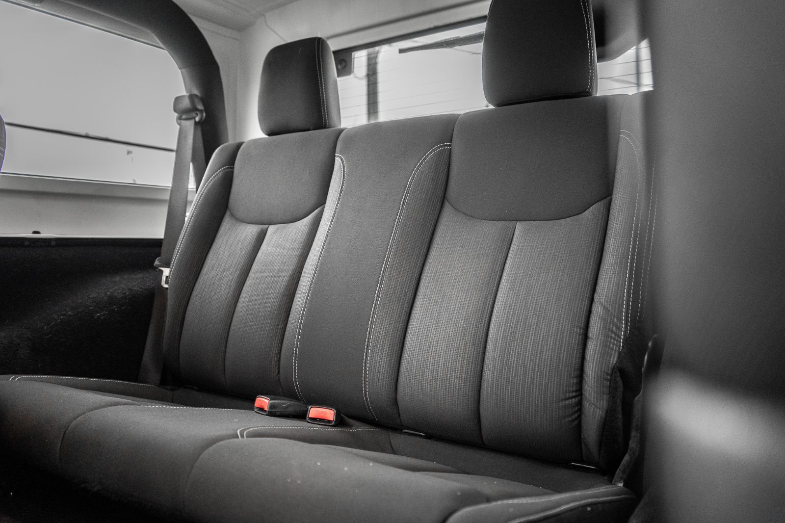 2015 Jeep Wrangler Sahara-9