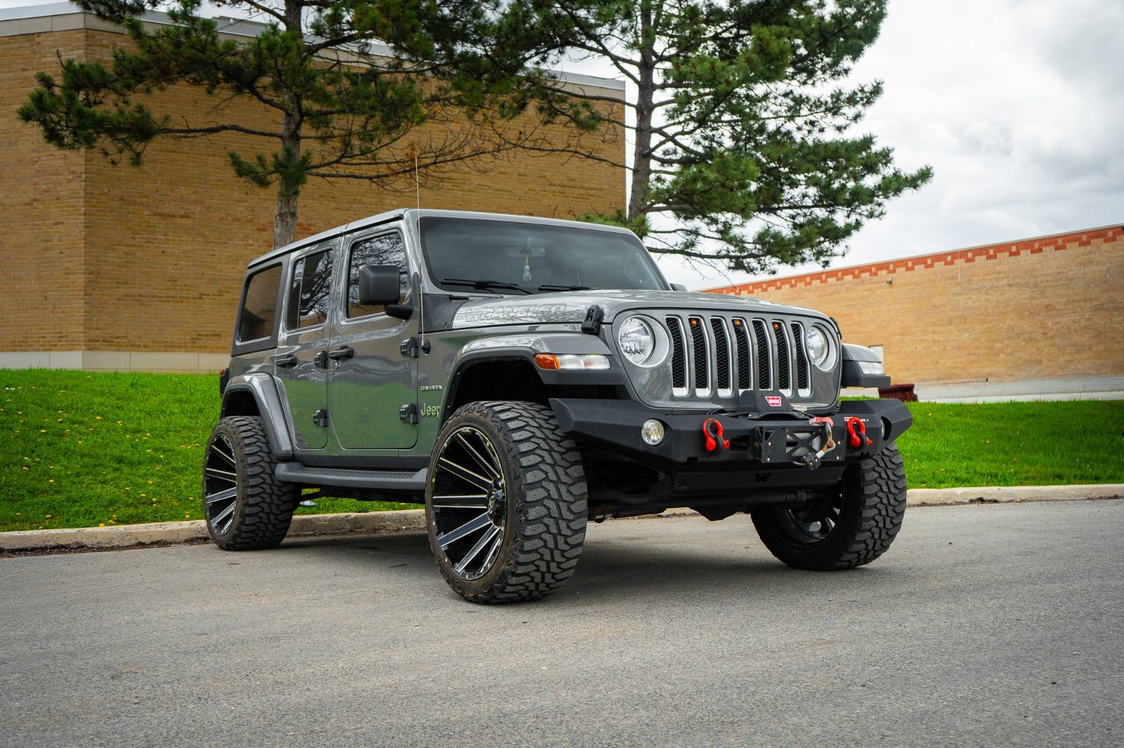 2021 Jeep Wrangler Unlimited Sahara-2