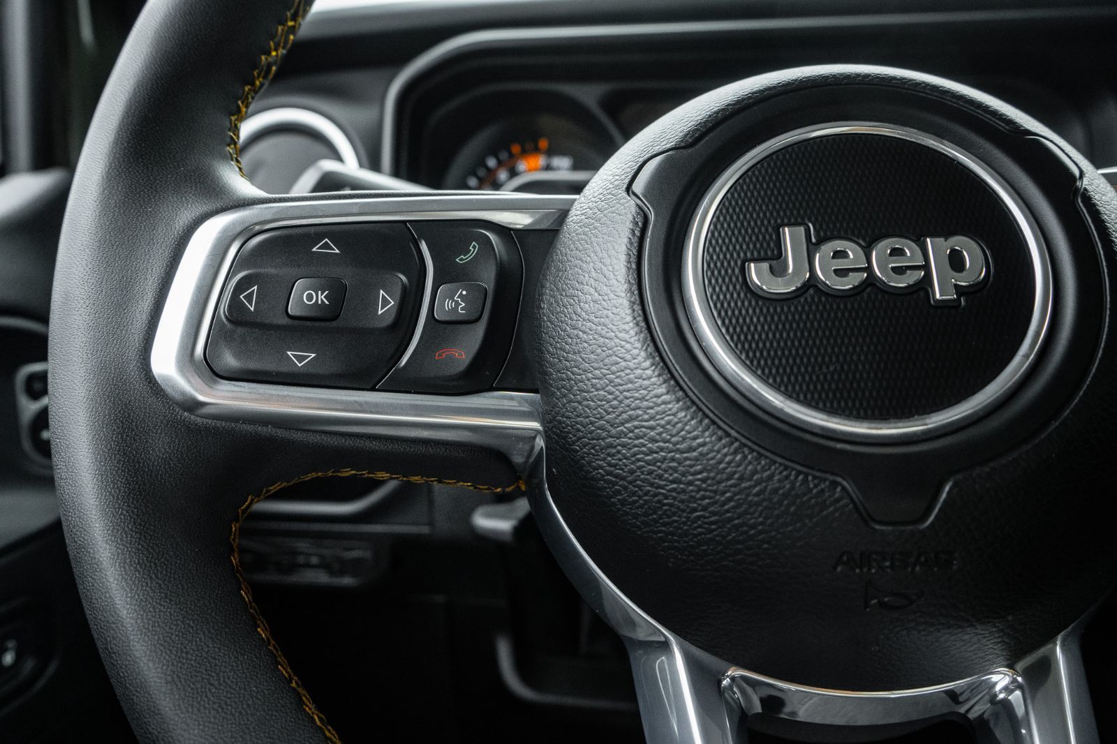 2024 Jeep Wrangler Sahara-13