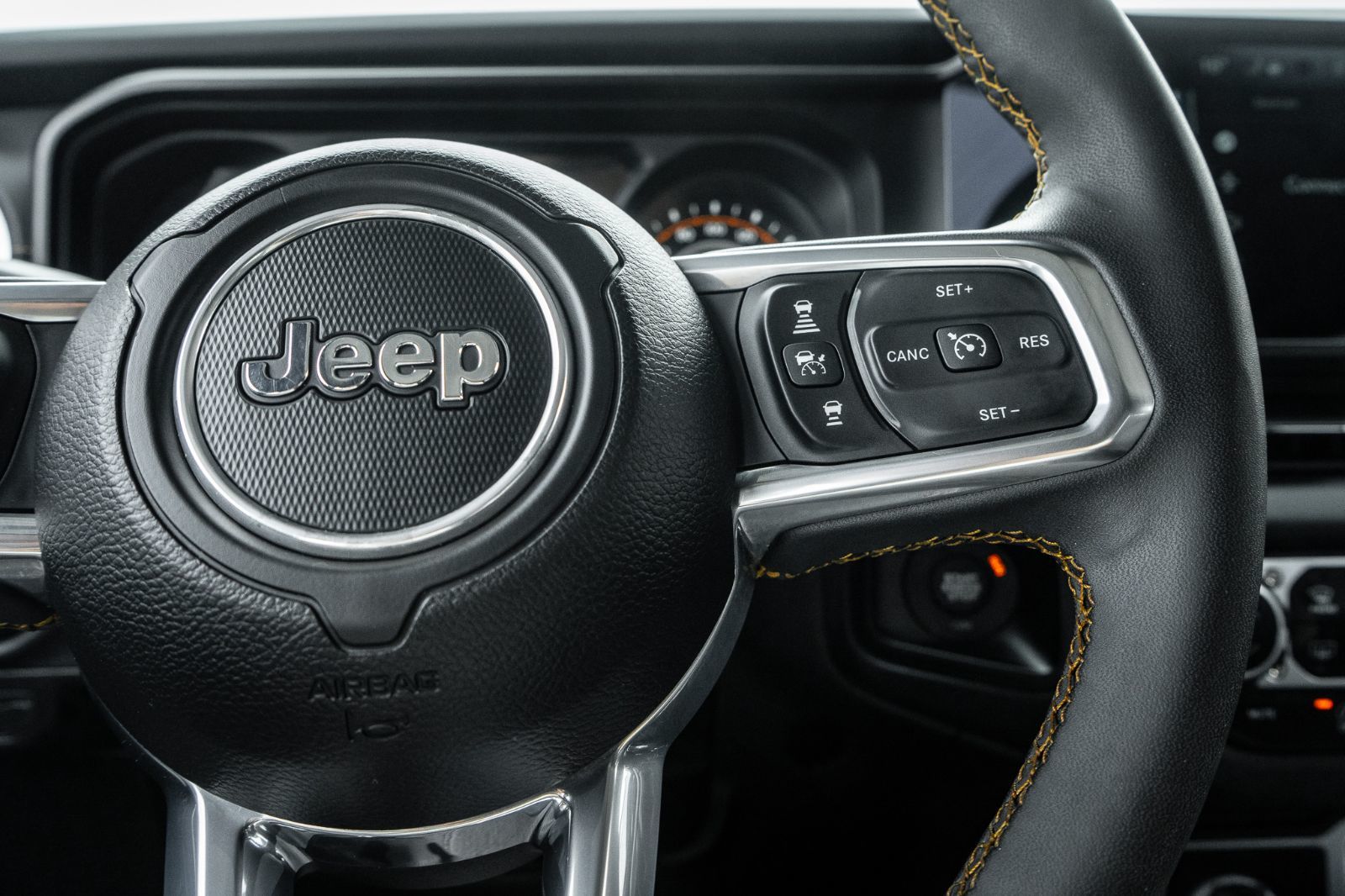 2024 Jeep Wrangler Sahara-14
