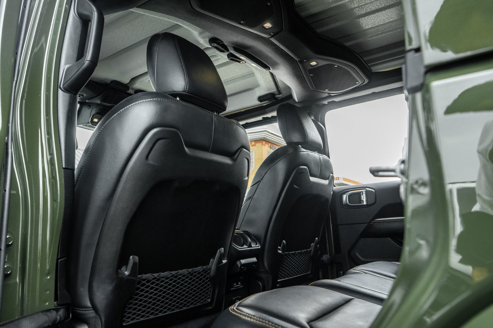 2024 Jeep Wrangler Sahara-28