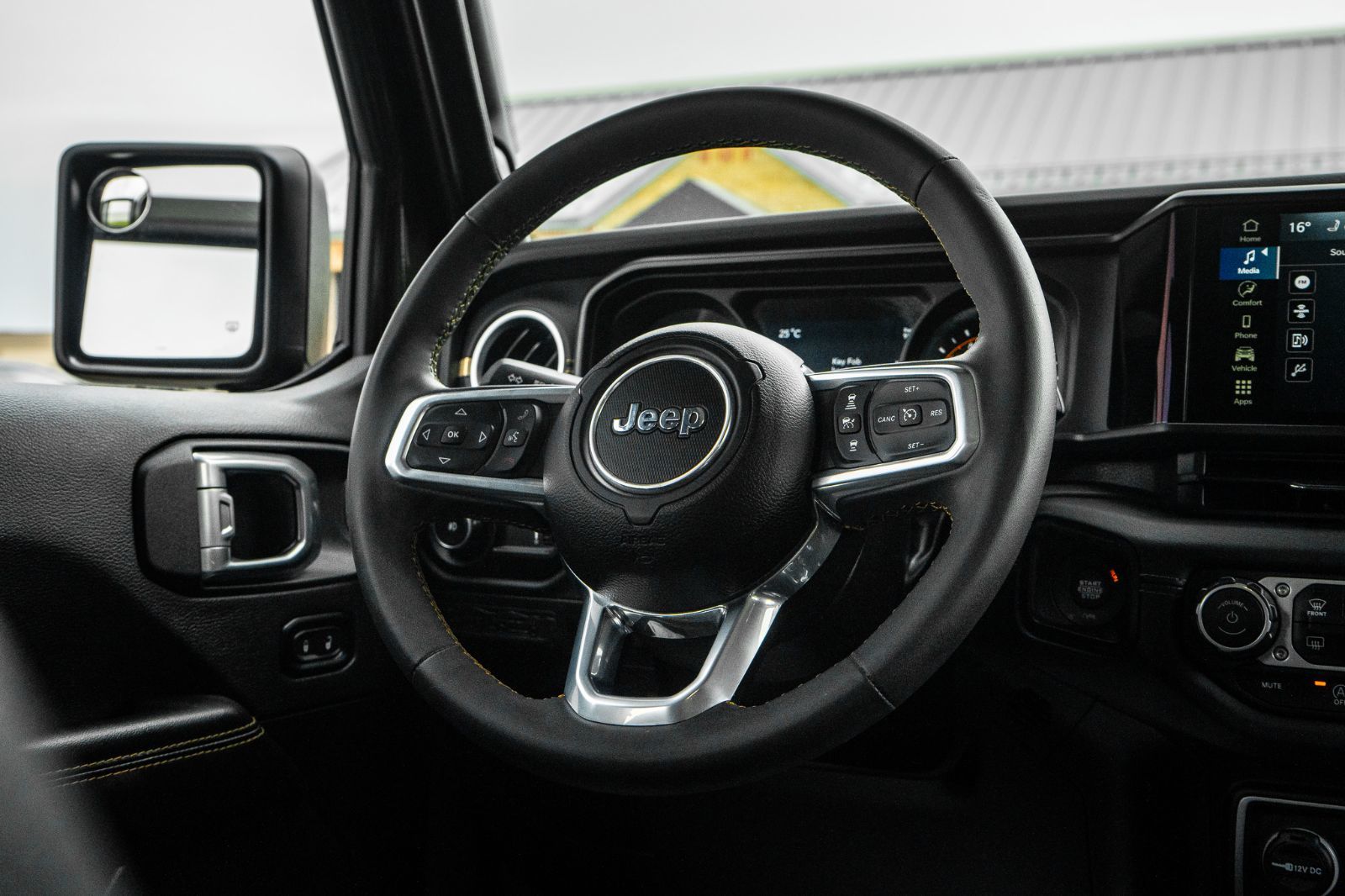 2024 Jeep Wrangler Sahara-12