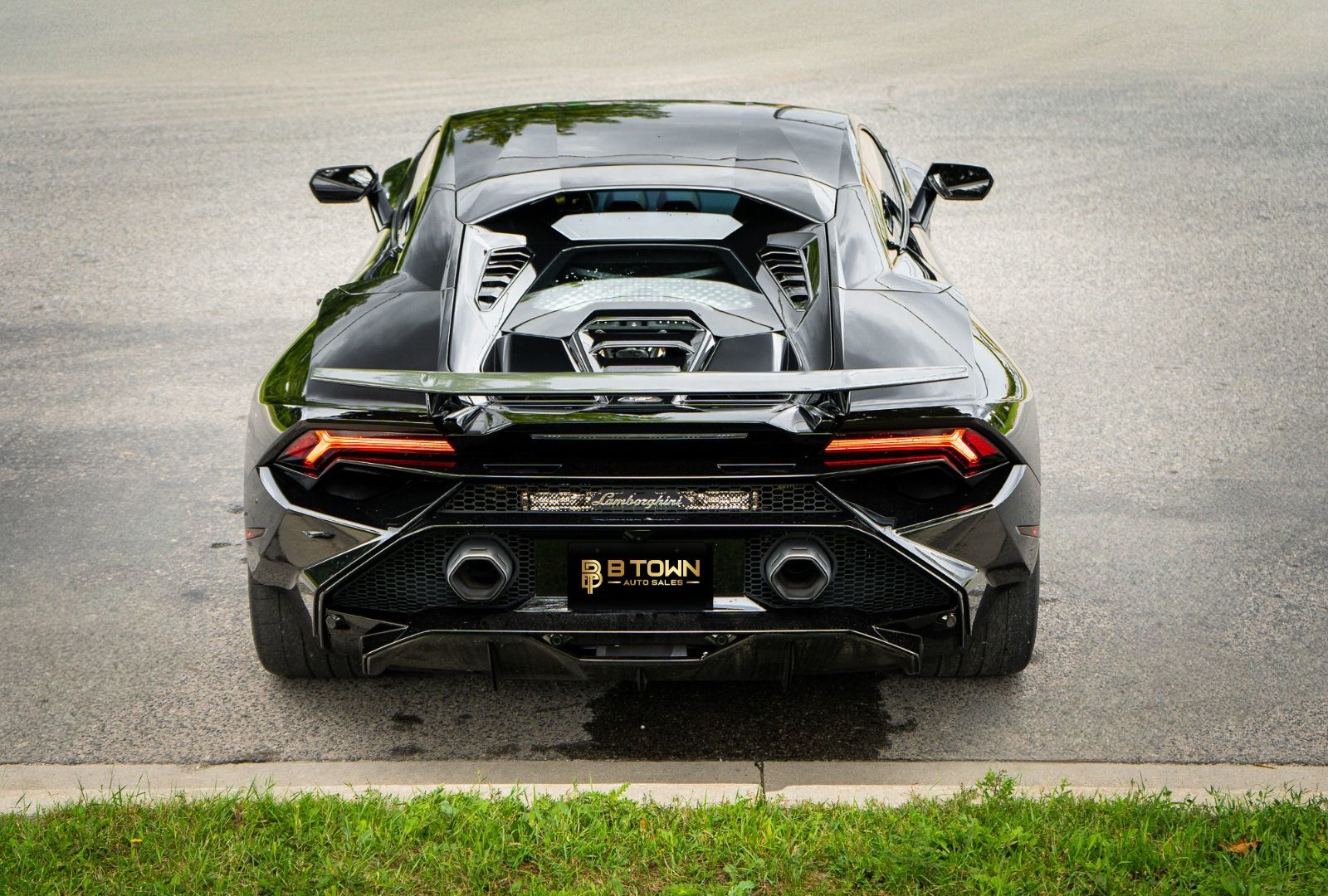 2023 Lamborghini Huracàn TECNICA-5