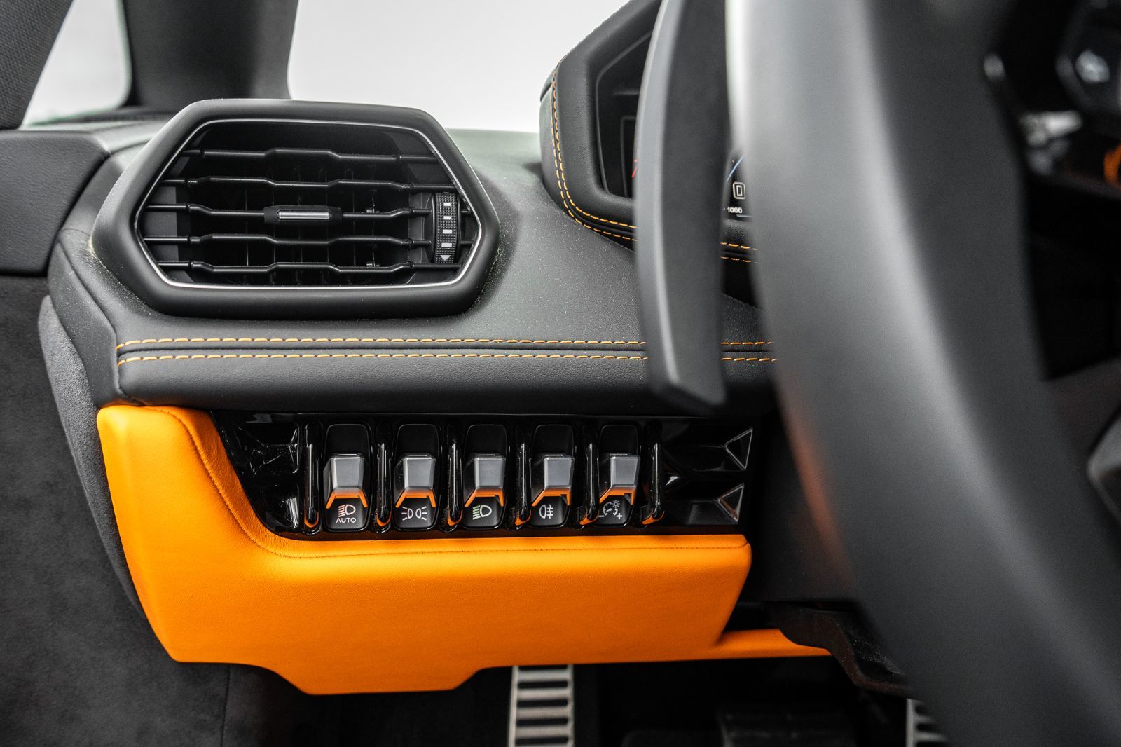 2023 Lamborghini Huracàn TECNICA-33