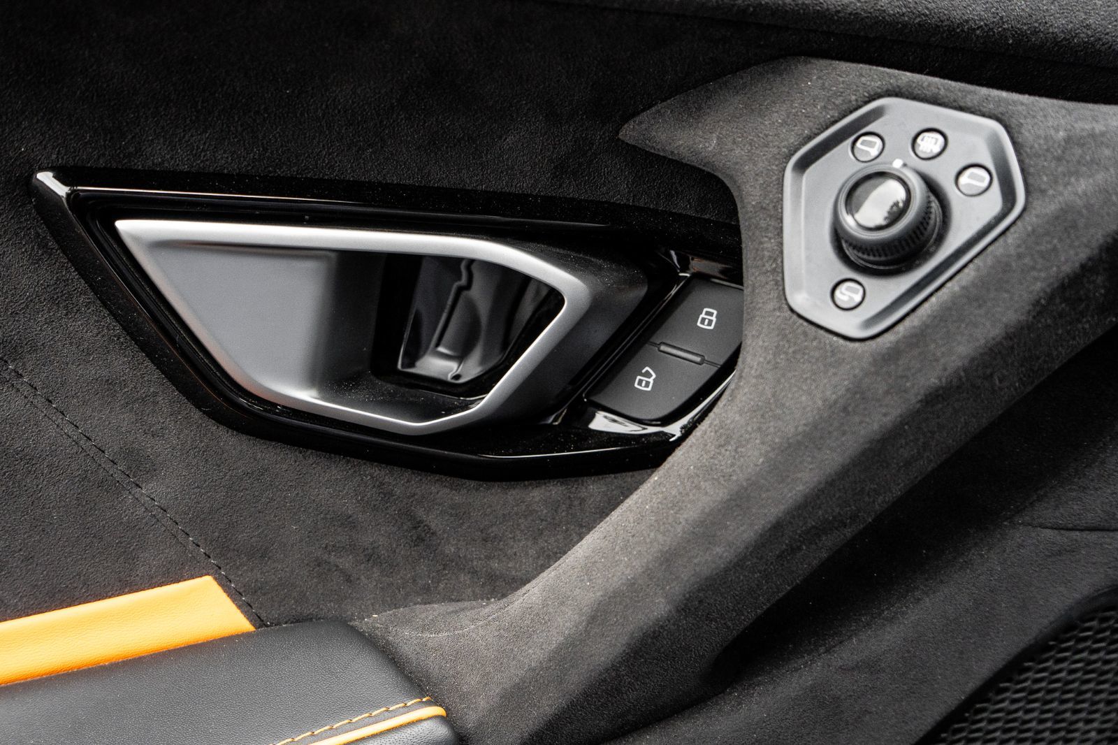 2023 Lamborghini Huracàn TECNICA-31