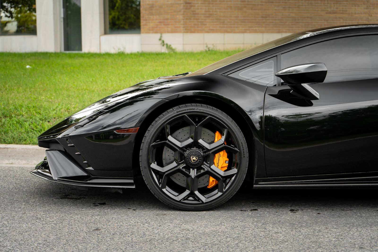 2023 Lamborghini Huracàn TECNICA-6