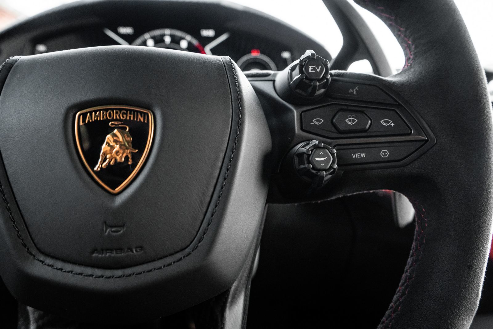 2024 Lamborghini Revuelto HPEV-11