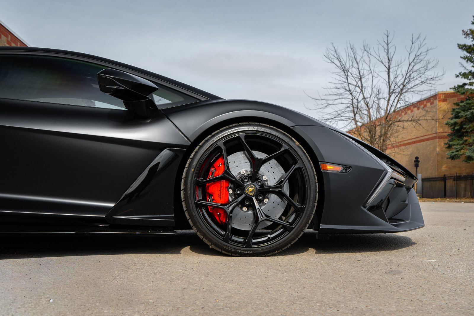 2024 Lamborghini Revuelto HPEV-5