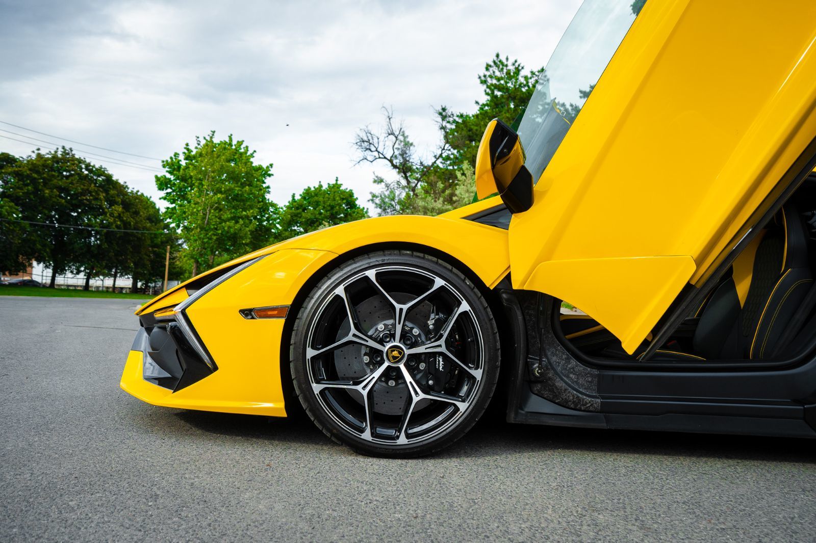 2024 Lamborghini REVUELTO-4
