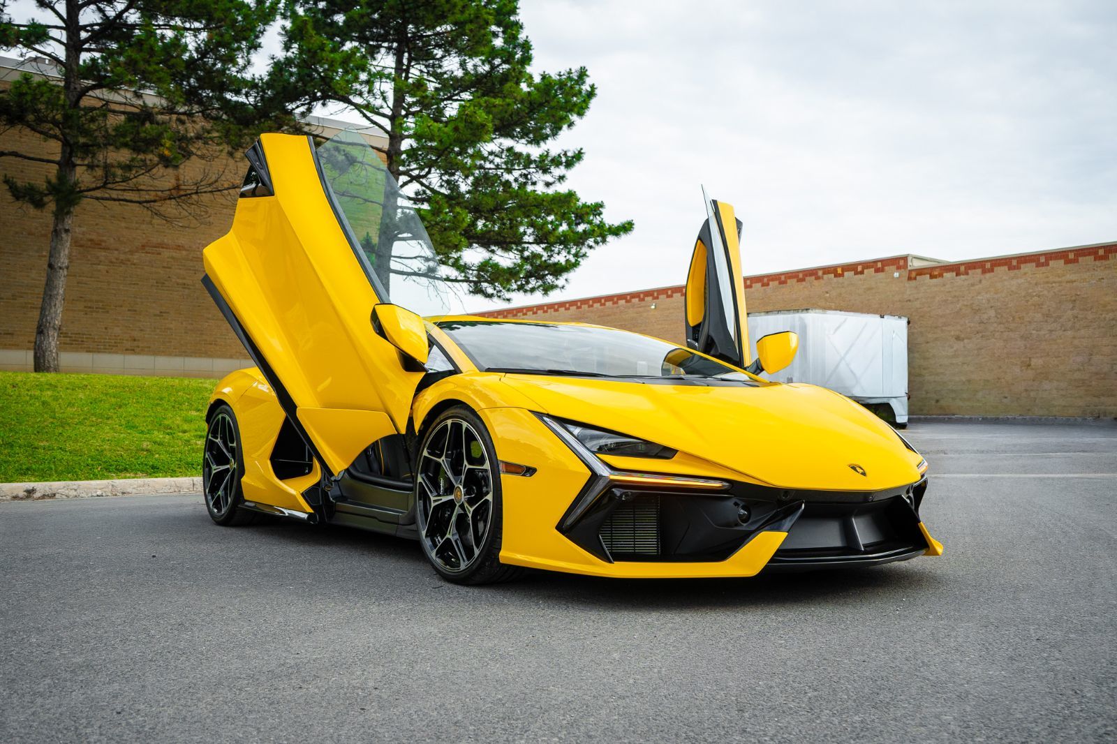2024 Lamborghini REVUELTO-2