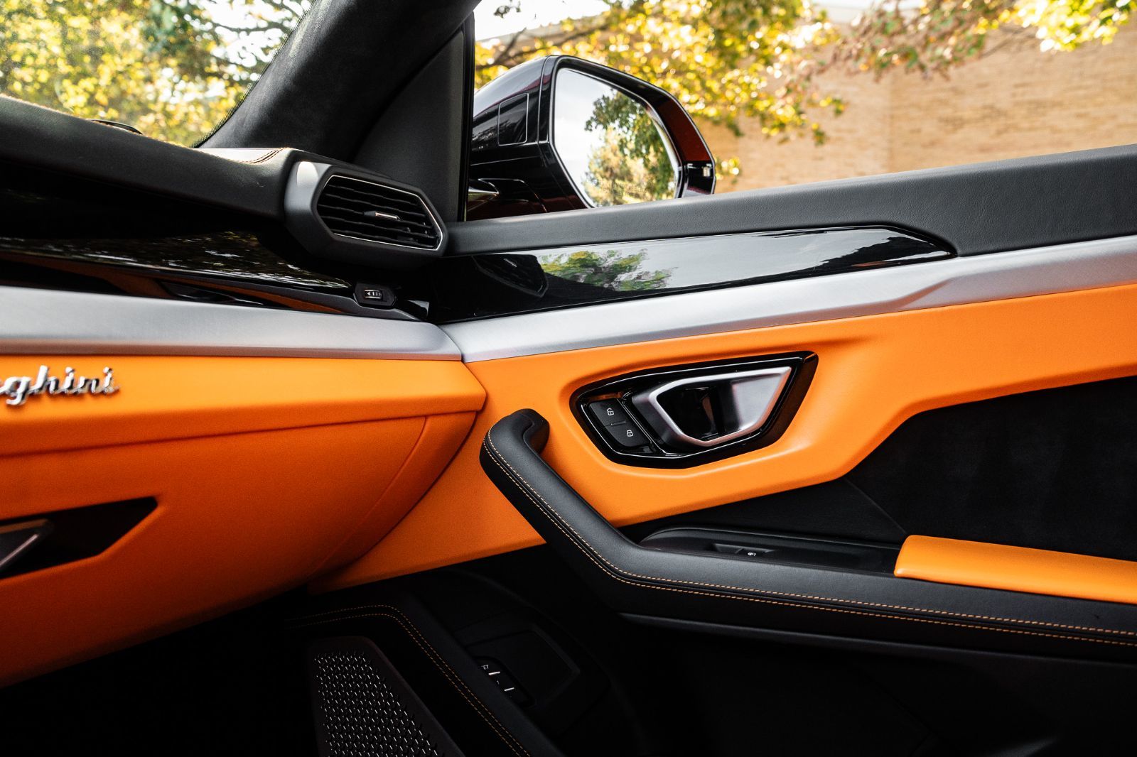 2019 Lamborghini Urus-18