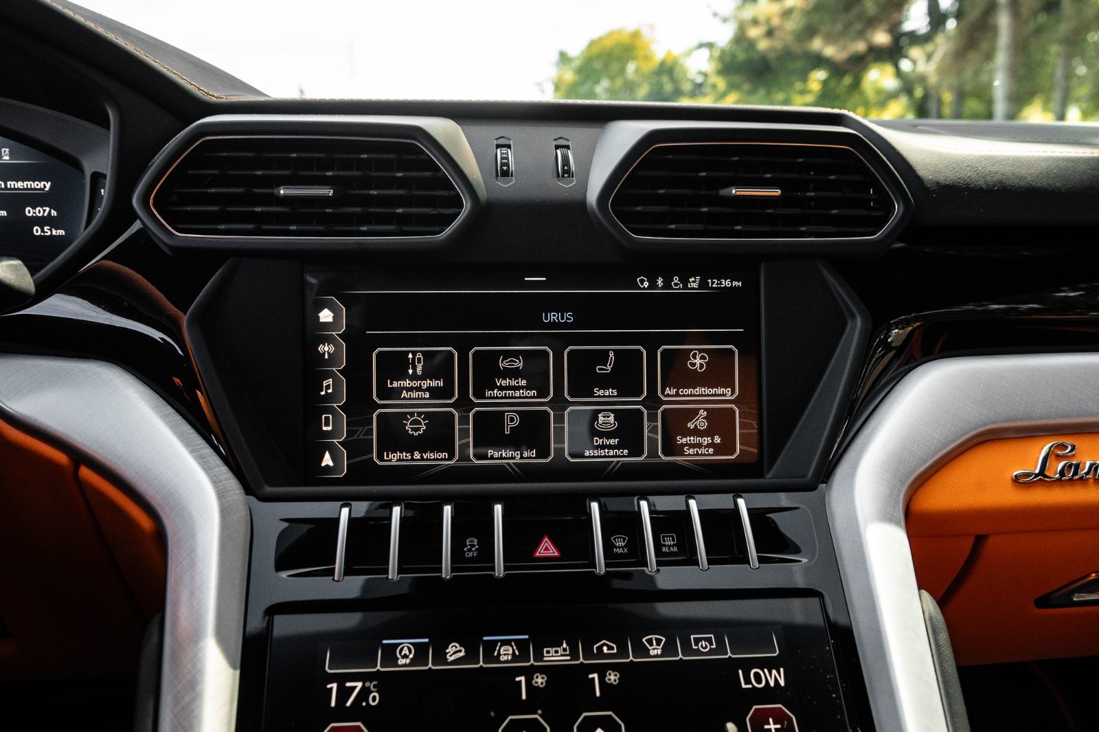 2019 Lamborghini Urus-14