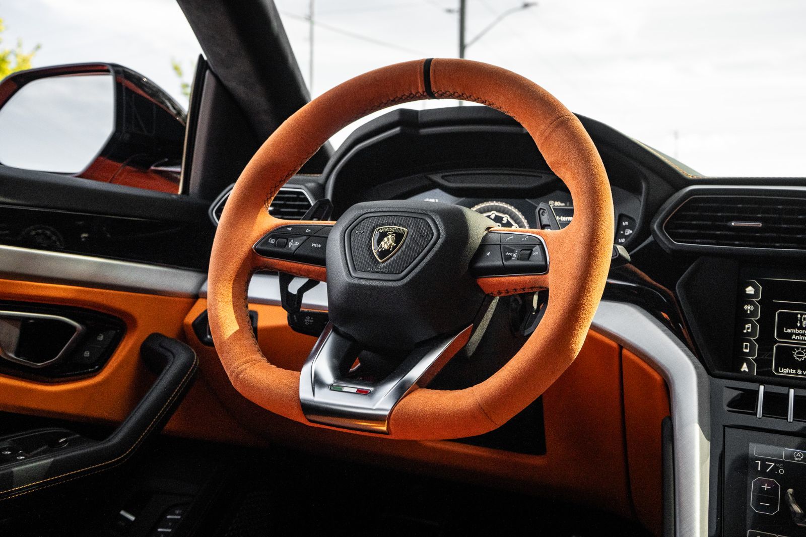 2019 Lamborghini Urus-10