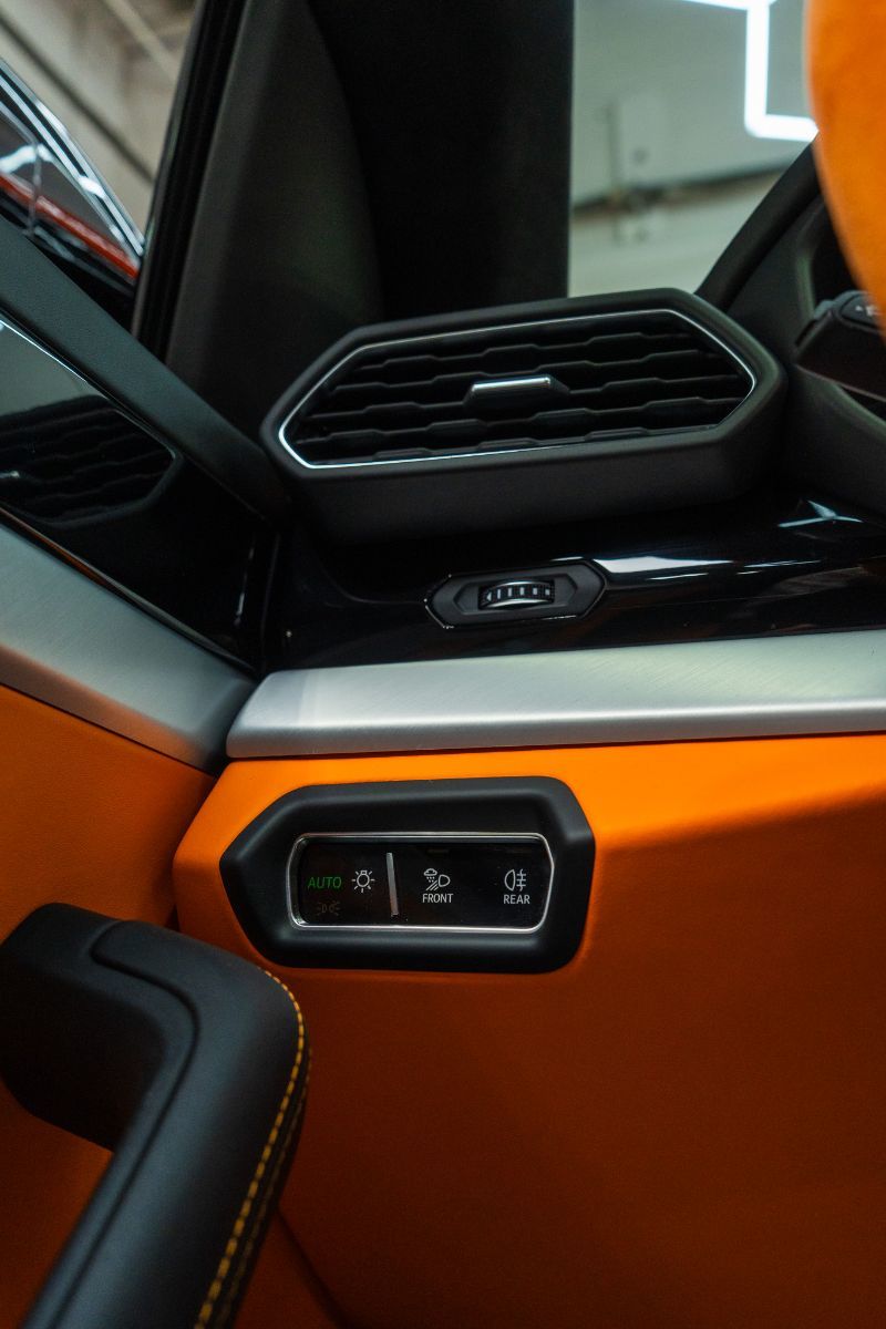 2019 Lamborghini Urus-57