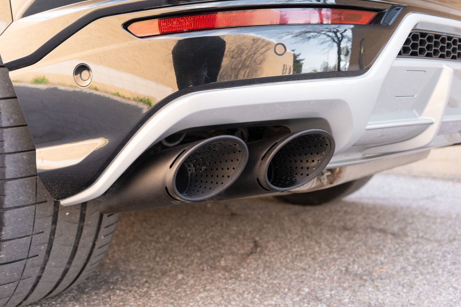 2020 Lamborghini Urus-29