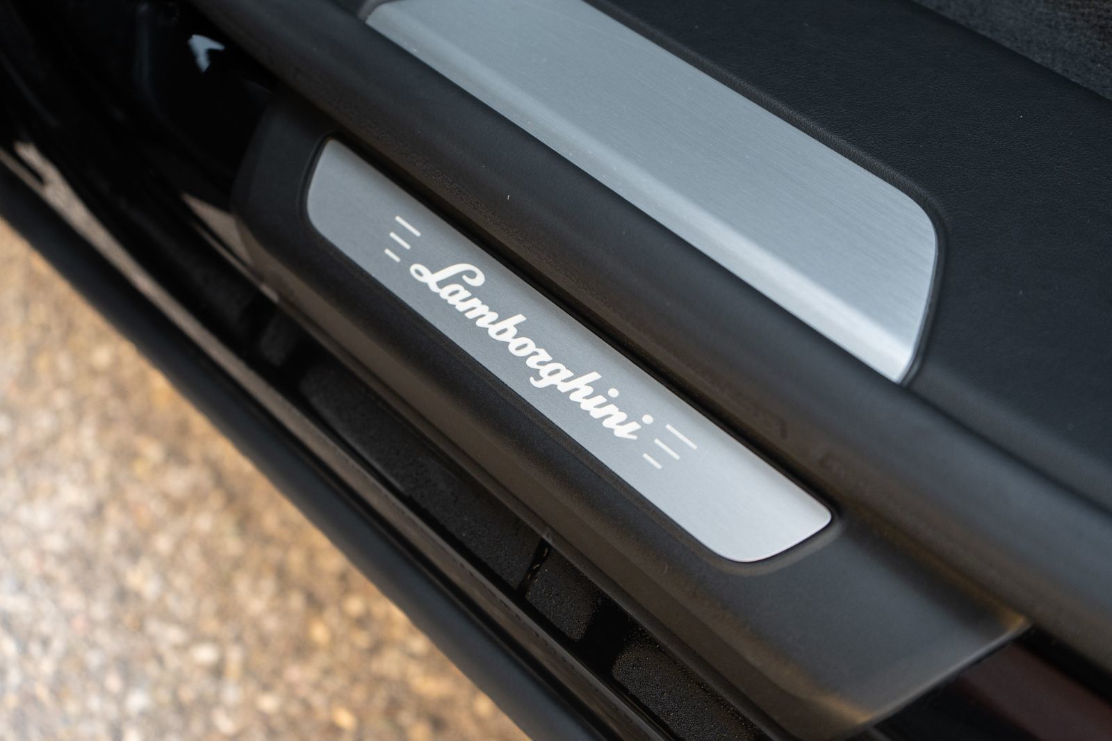 2020 Lamborghini Urus-28