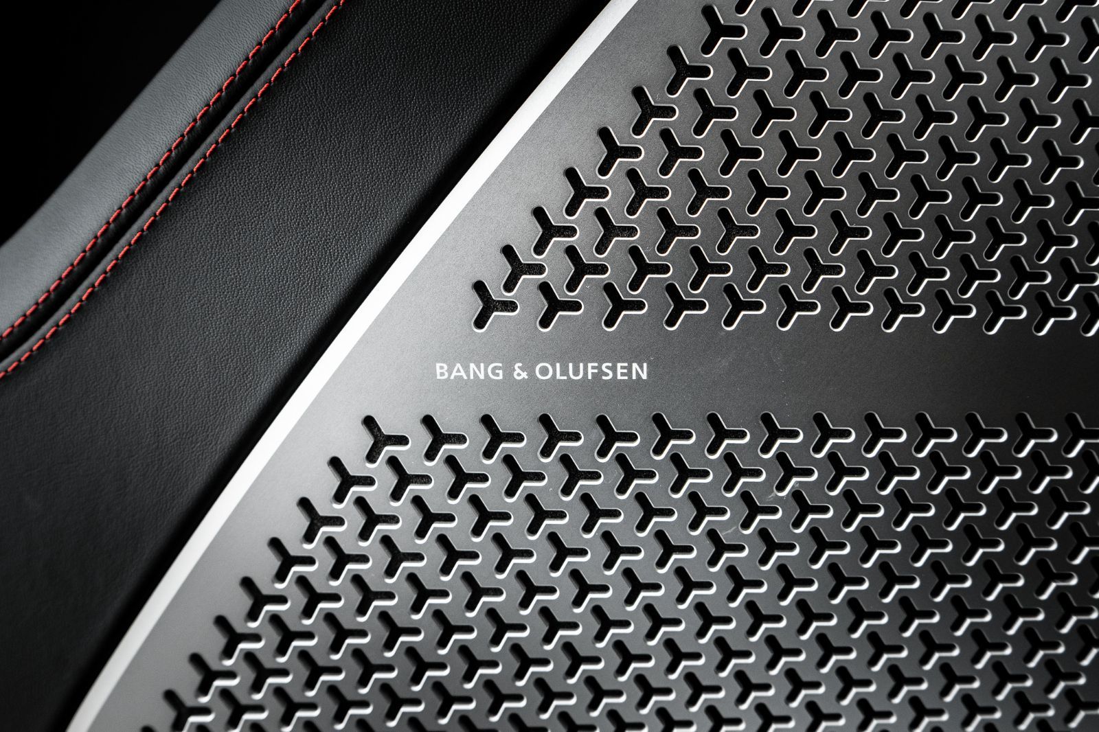 2022 Lamborghini Urus-24