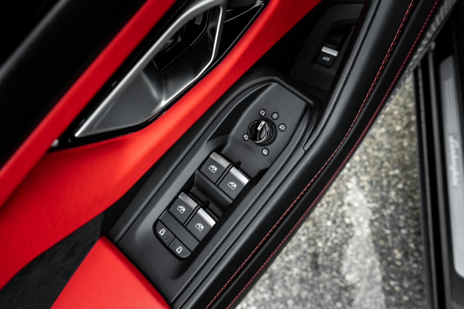 2022 Lamborghini Urus-22