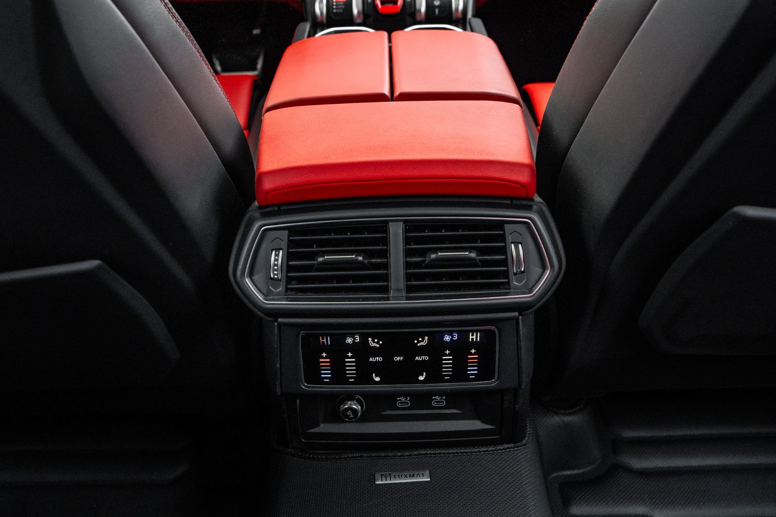 2022 Lamborghini Urus-31