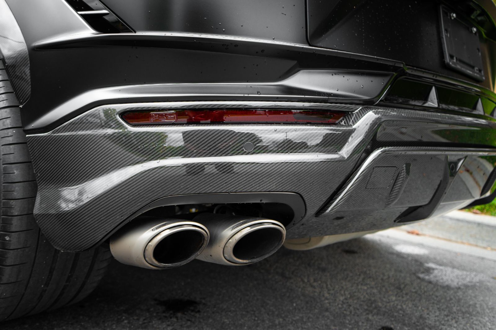 2023 Lamborghini Urus Performante-45