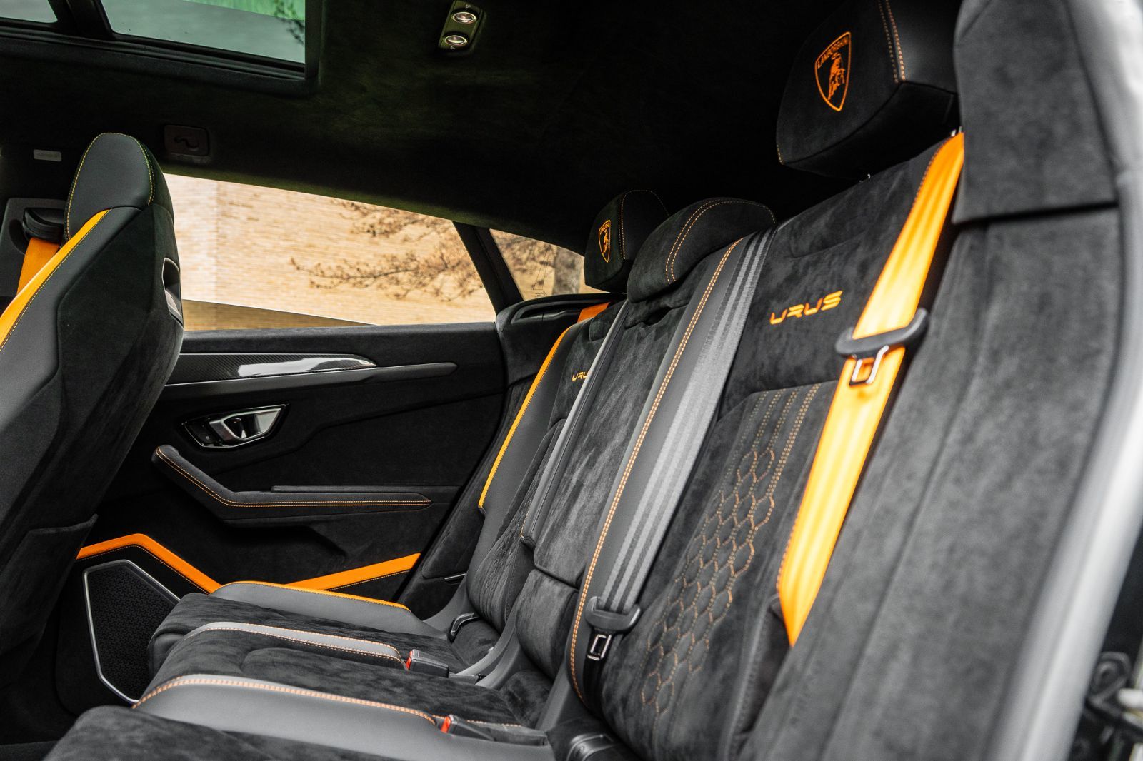 2023 Lamborghini Urus Performante-33