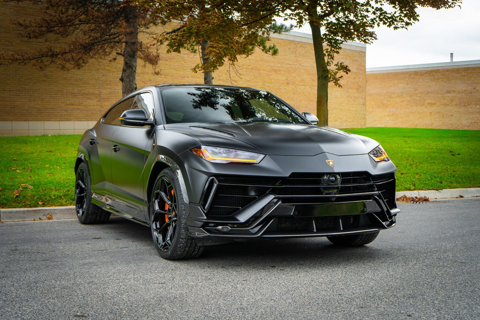 2023 Lamborghini Urus Performante-2