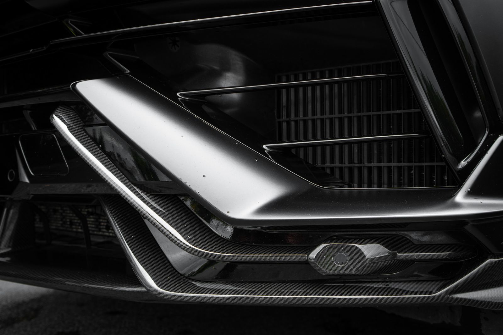 2023 Lamborghini Urus Performante-40