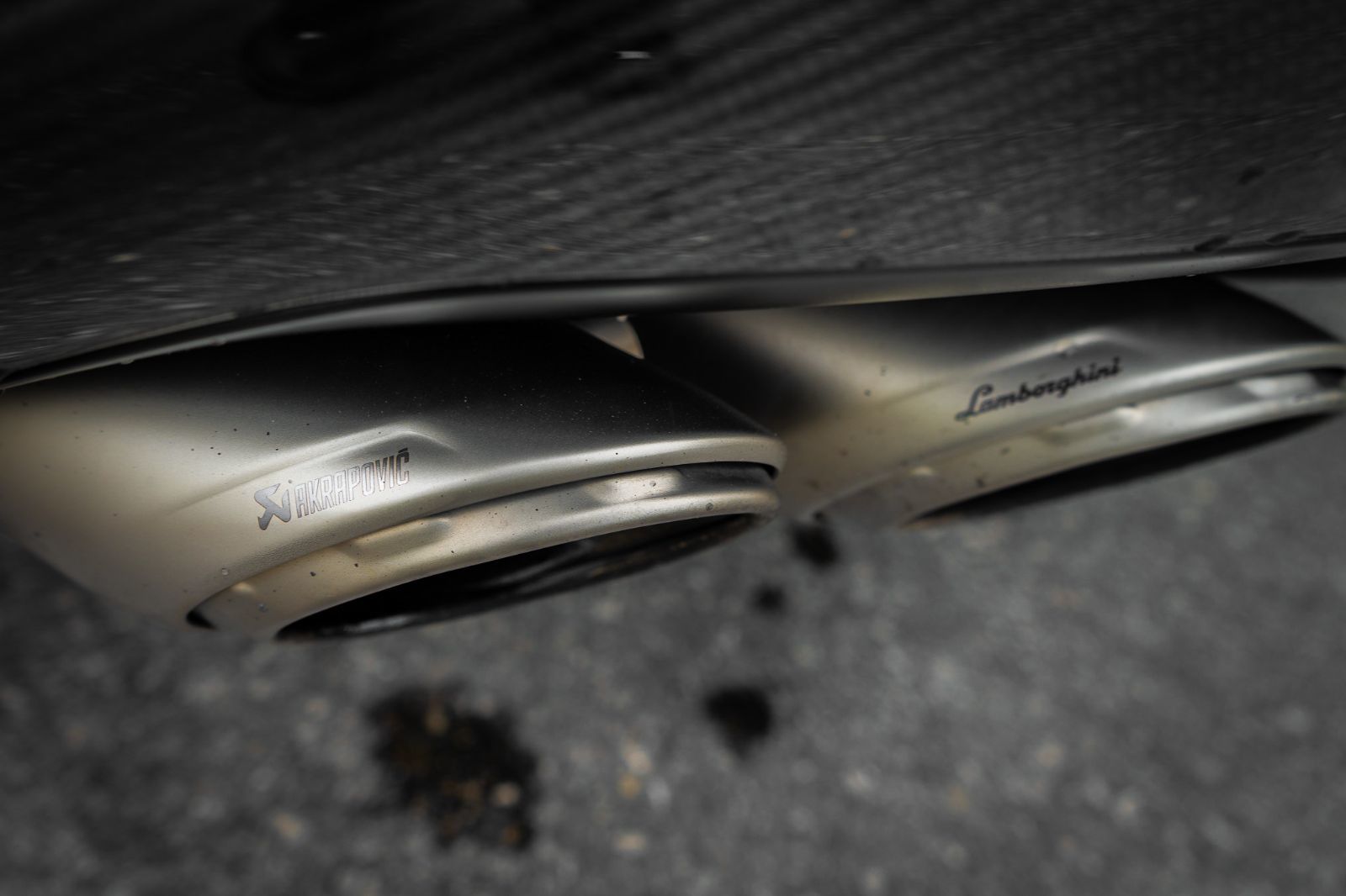 2023 Lamborghini Urus Performante-44