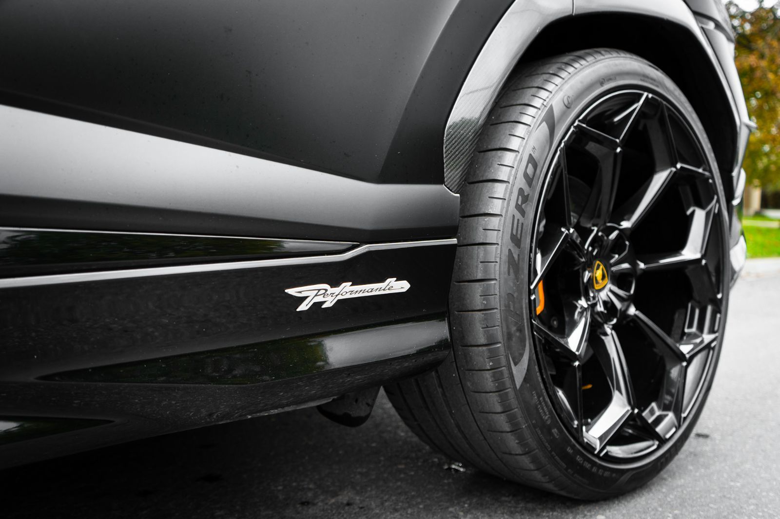 2023 Lamborghini Urus Performante-38