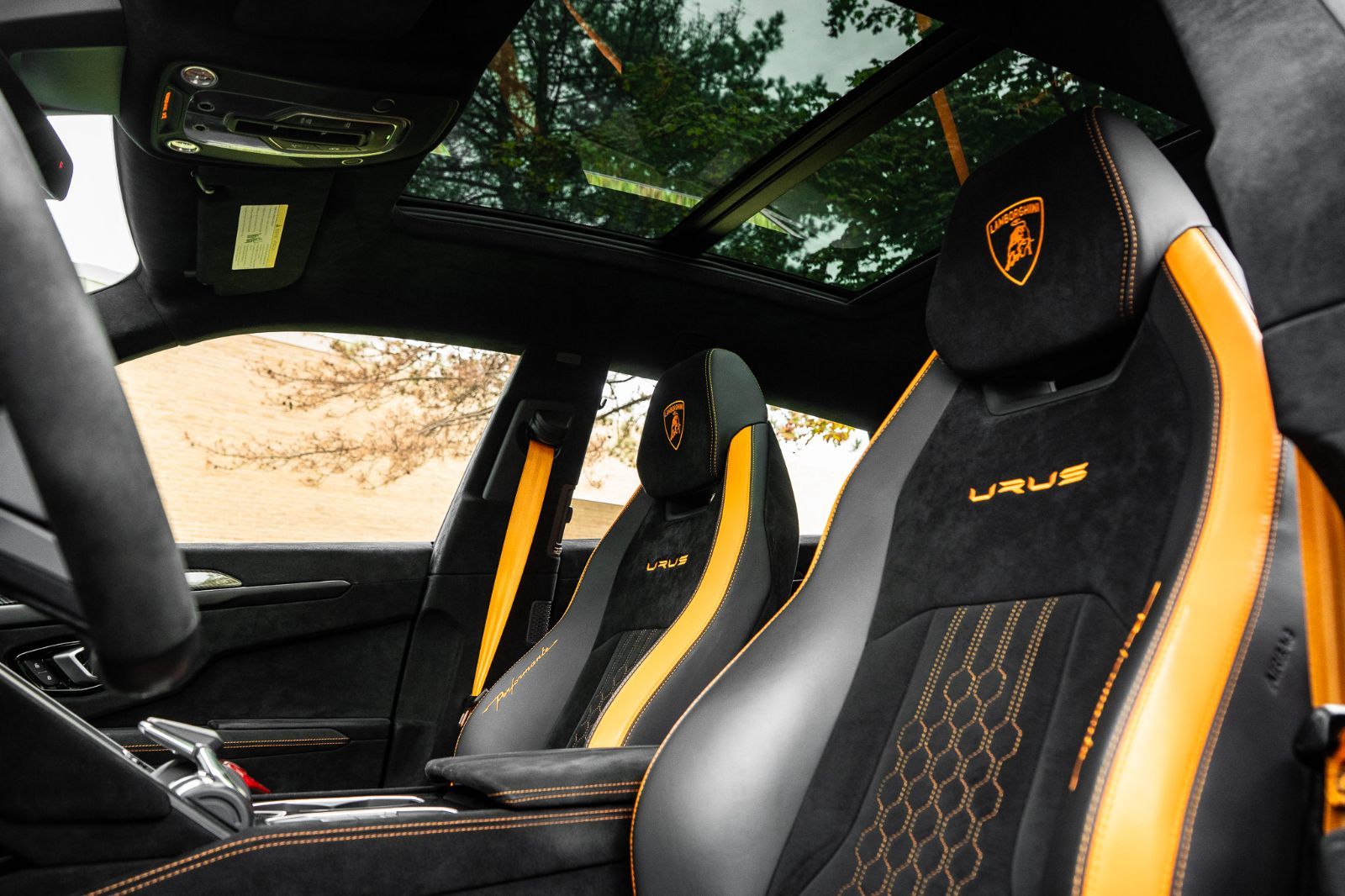 2023 Lamborghini Urus Performante-28