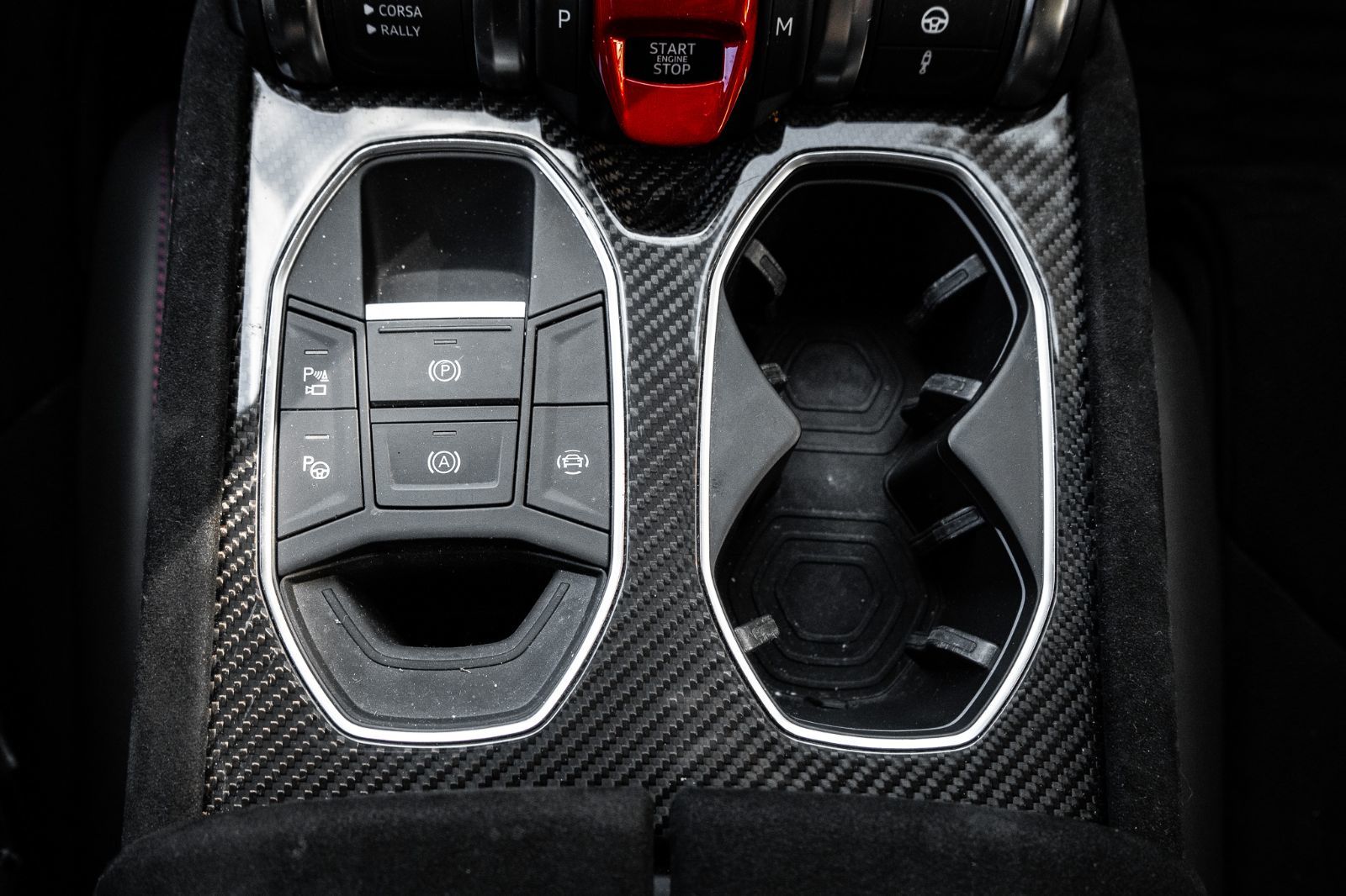 2023 Lamborghini Urus Performante-17