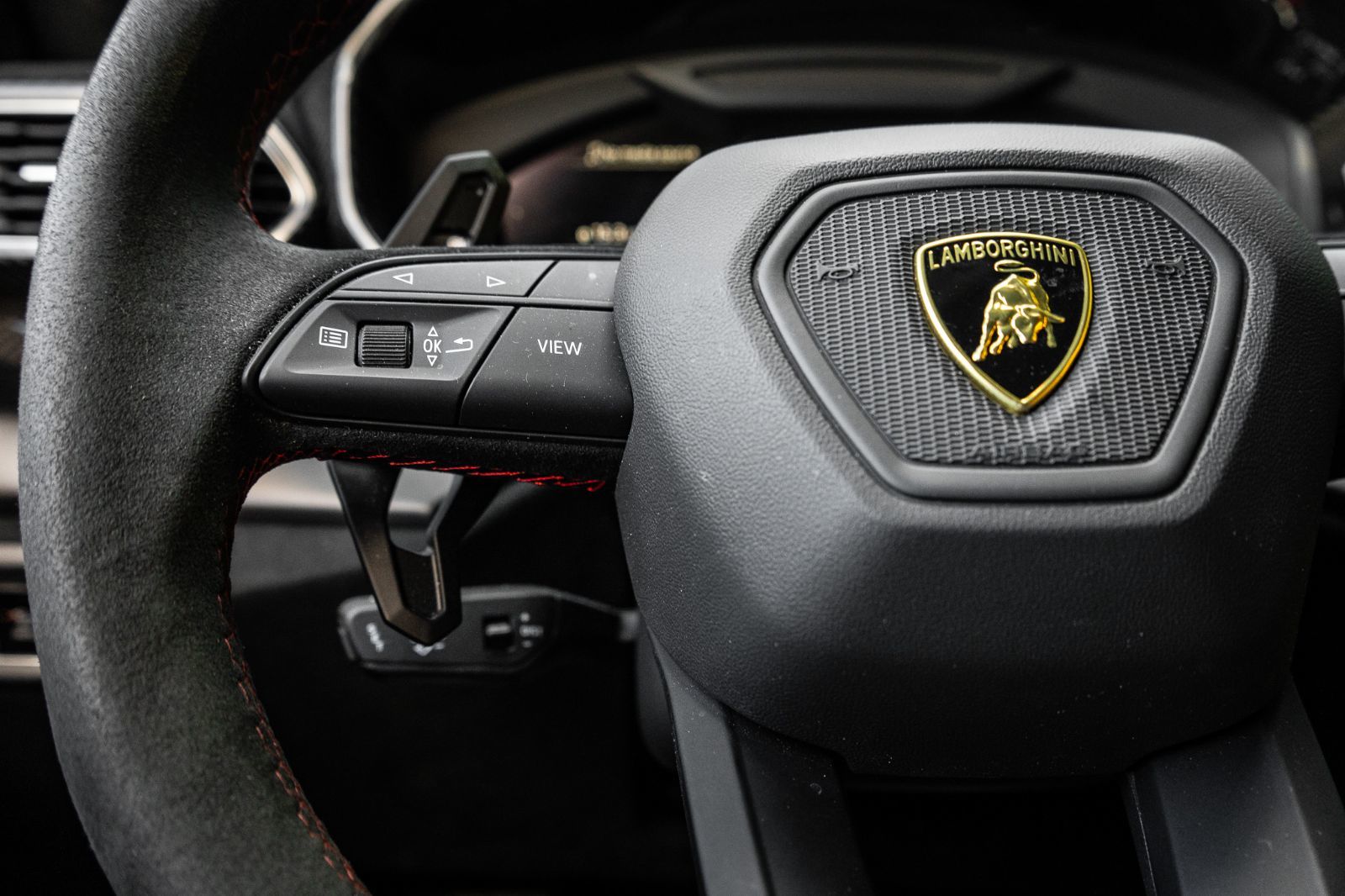 2023 Lamborghini Urus Performante-11