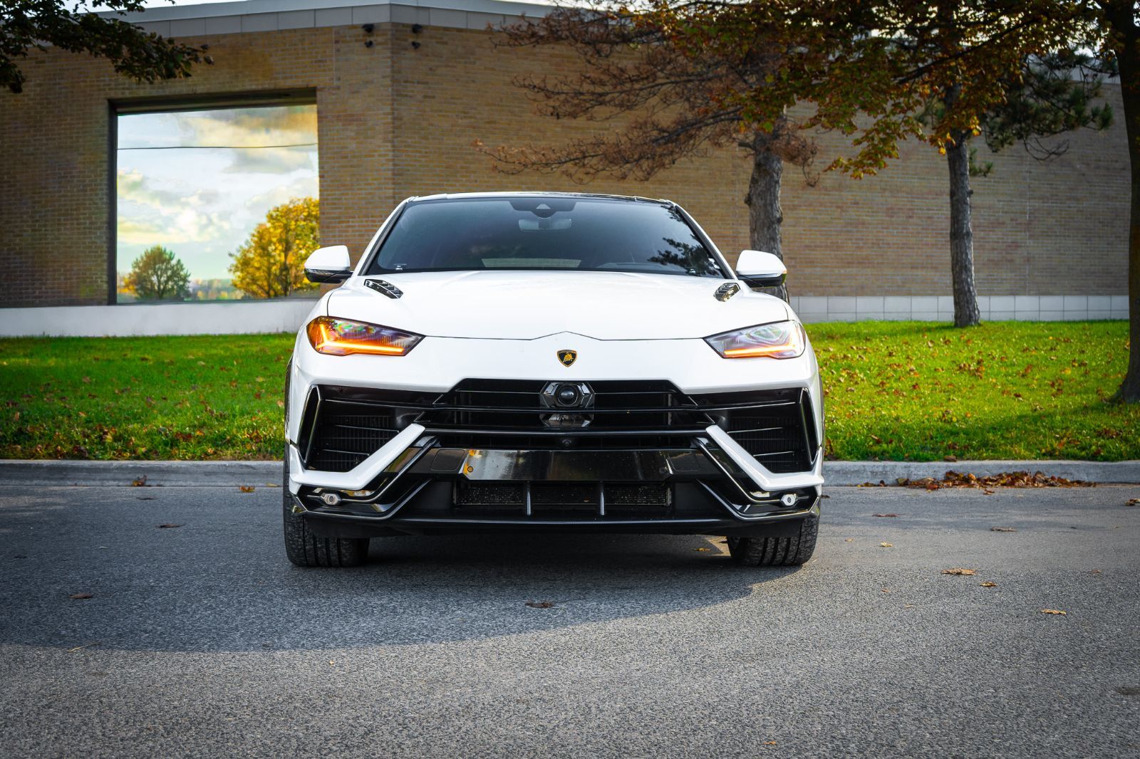 2023 Lamborghini Urus Performante-1