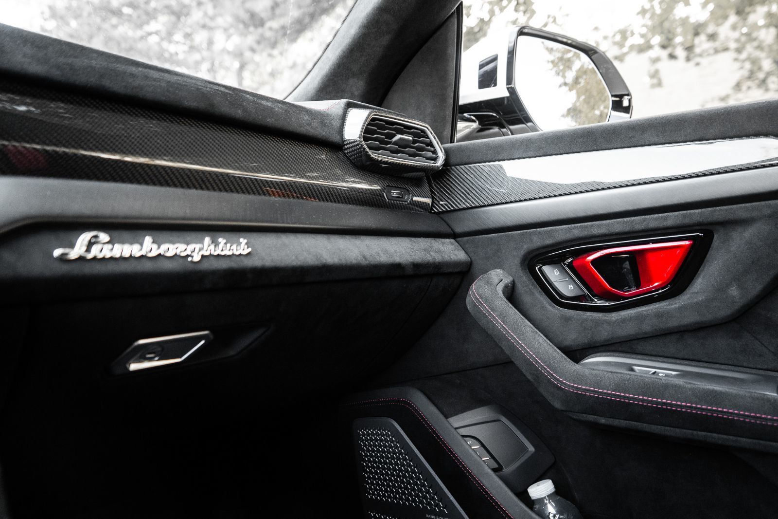 2023 Lamborghini Urus Performante-18