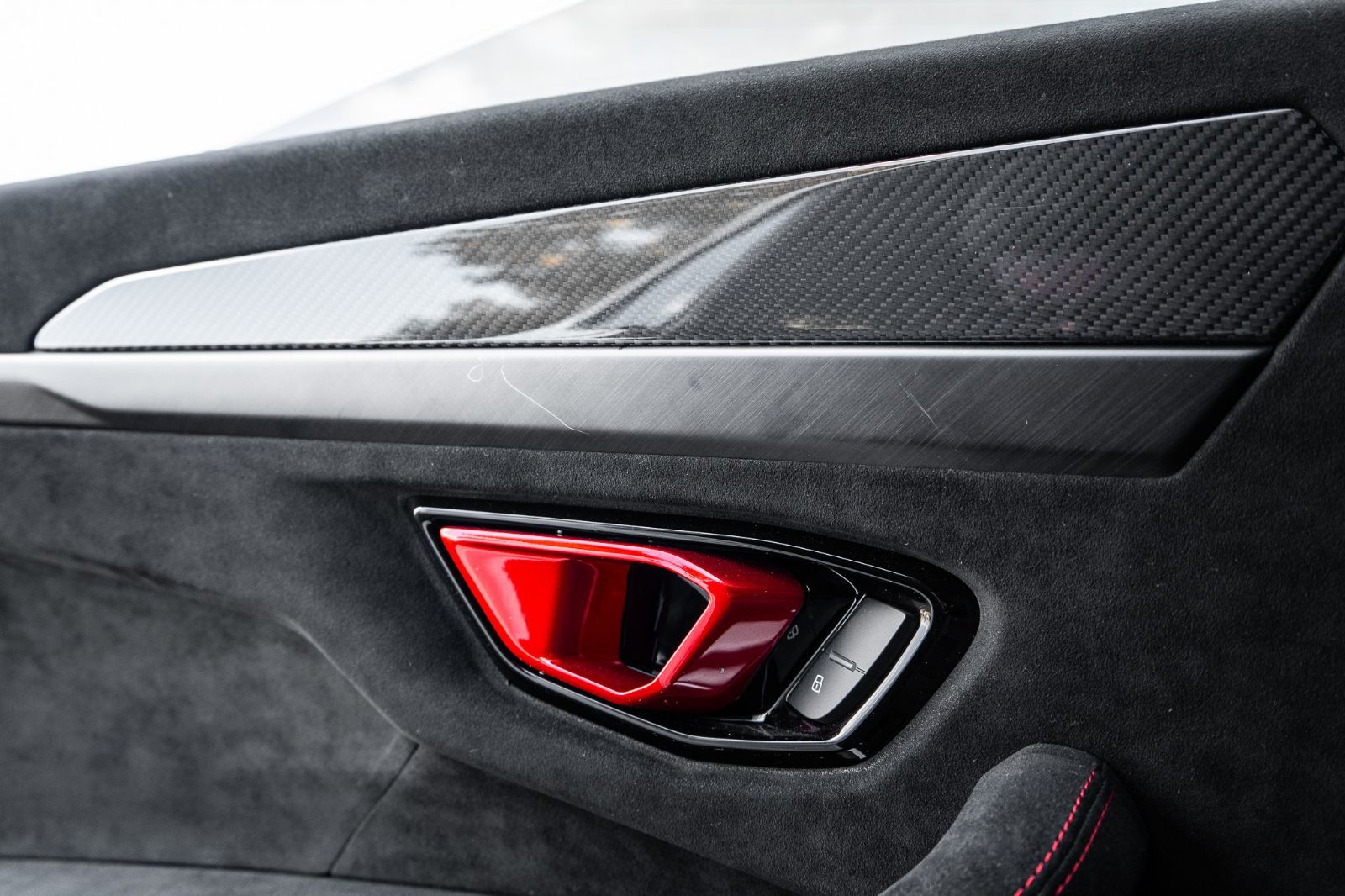 2023 Lamborghini Urus Performante-31