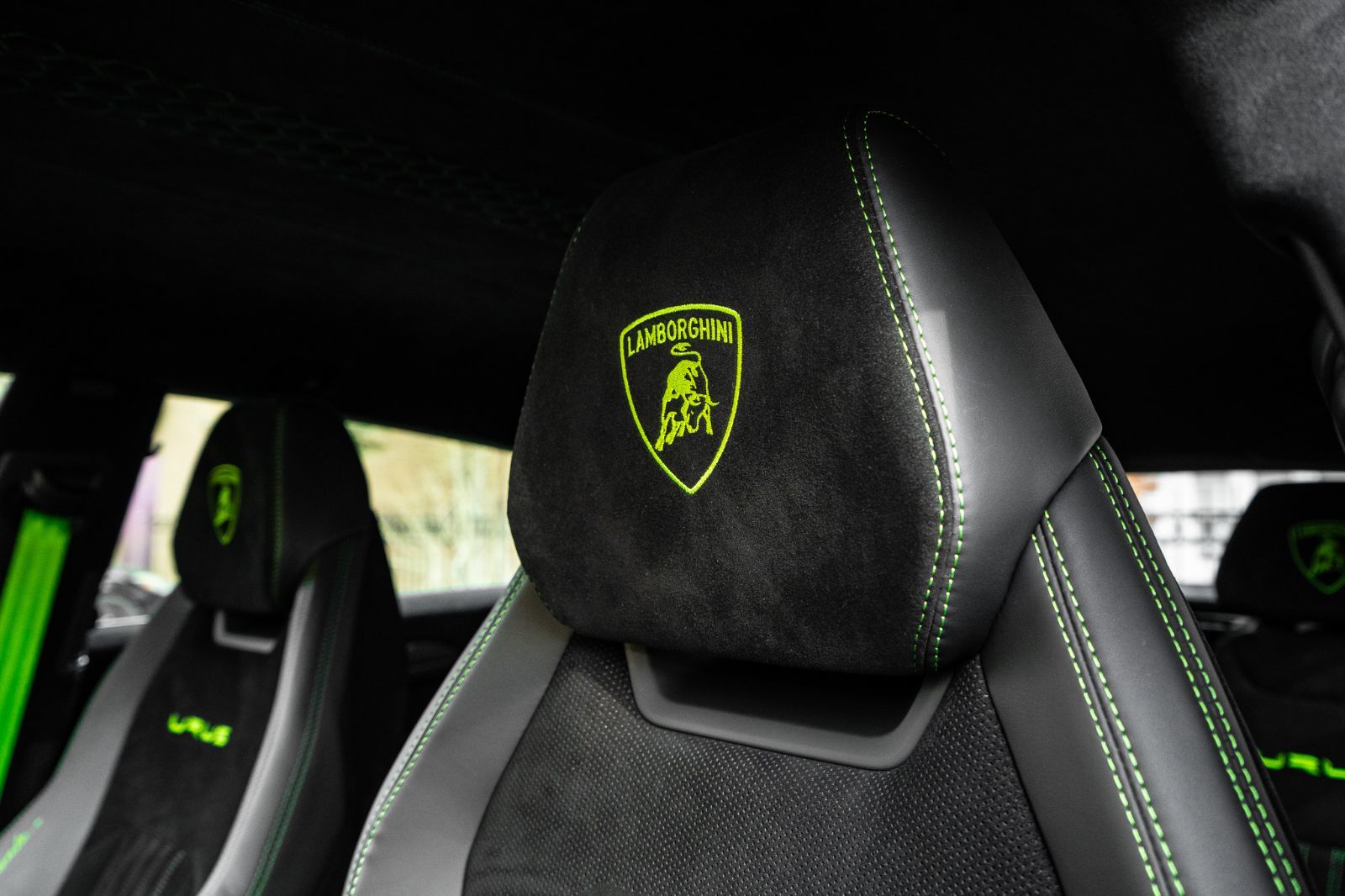2024 Lamborghini Urus Performante-33