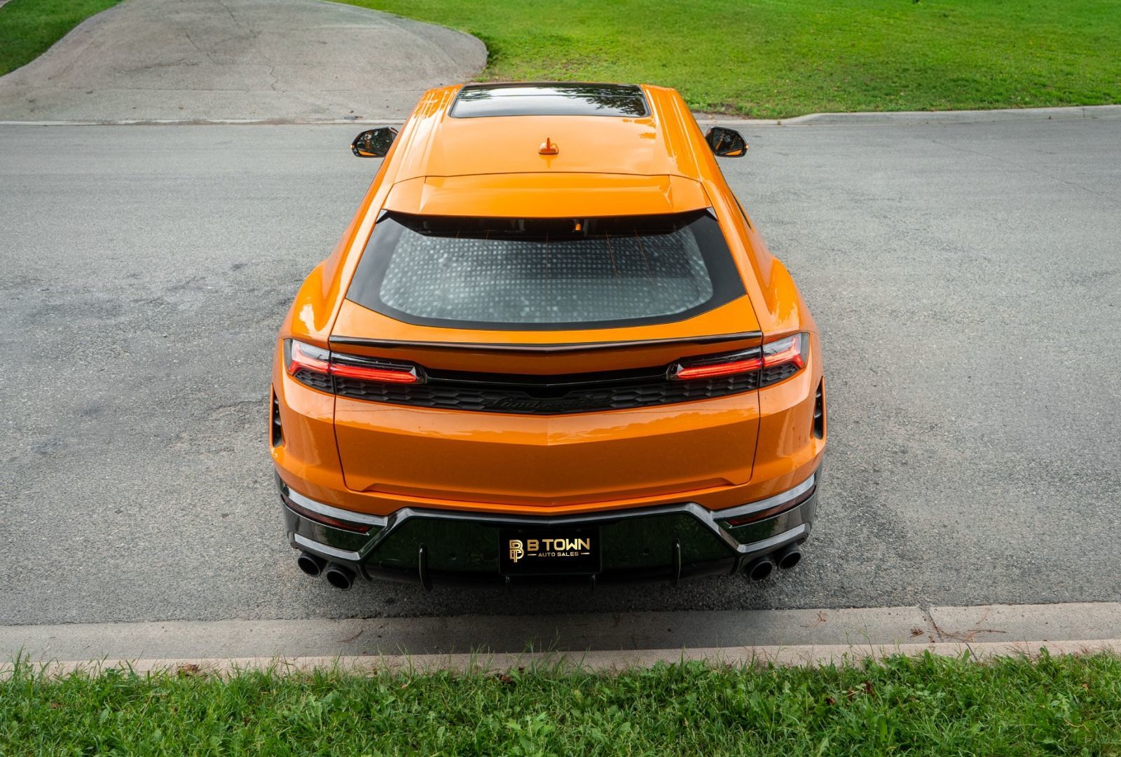 2025 Lamborghini Urus SE-7