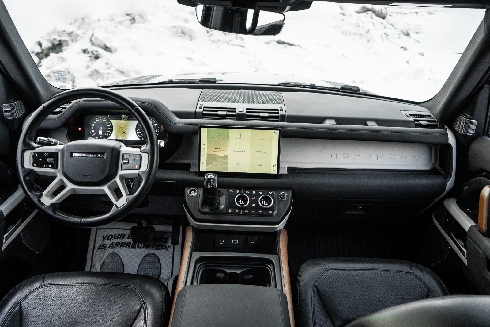 2022 Land Rover Defender 110 SE AWD-6