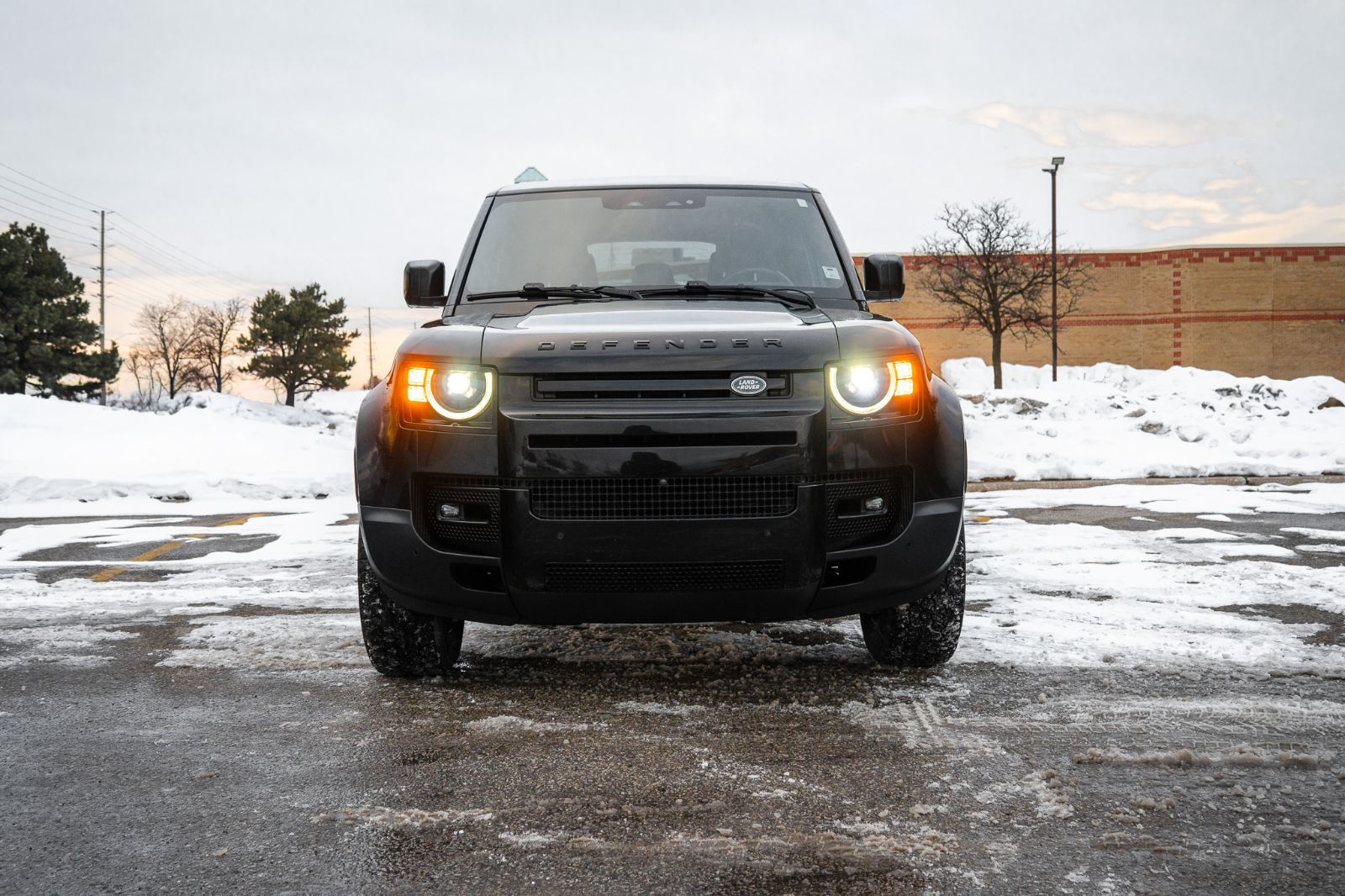 2022 Land Rover Defender 110 SE AWD-1