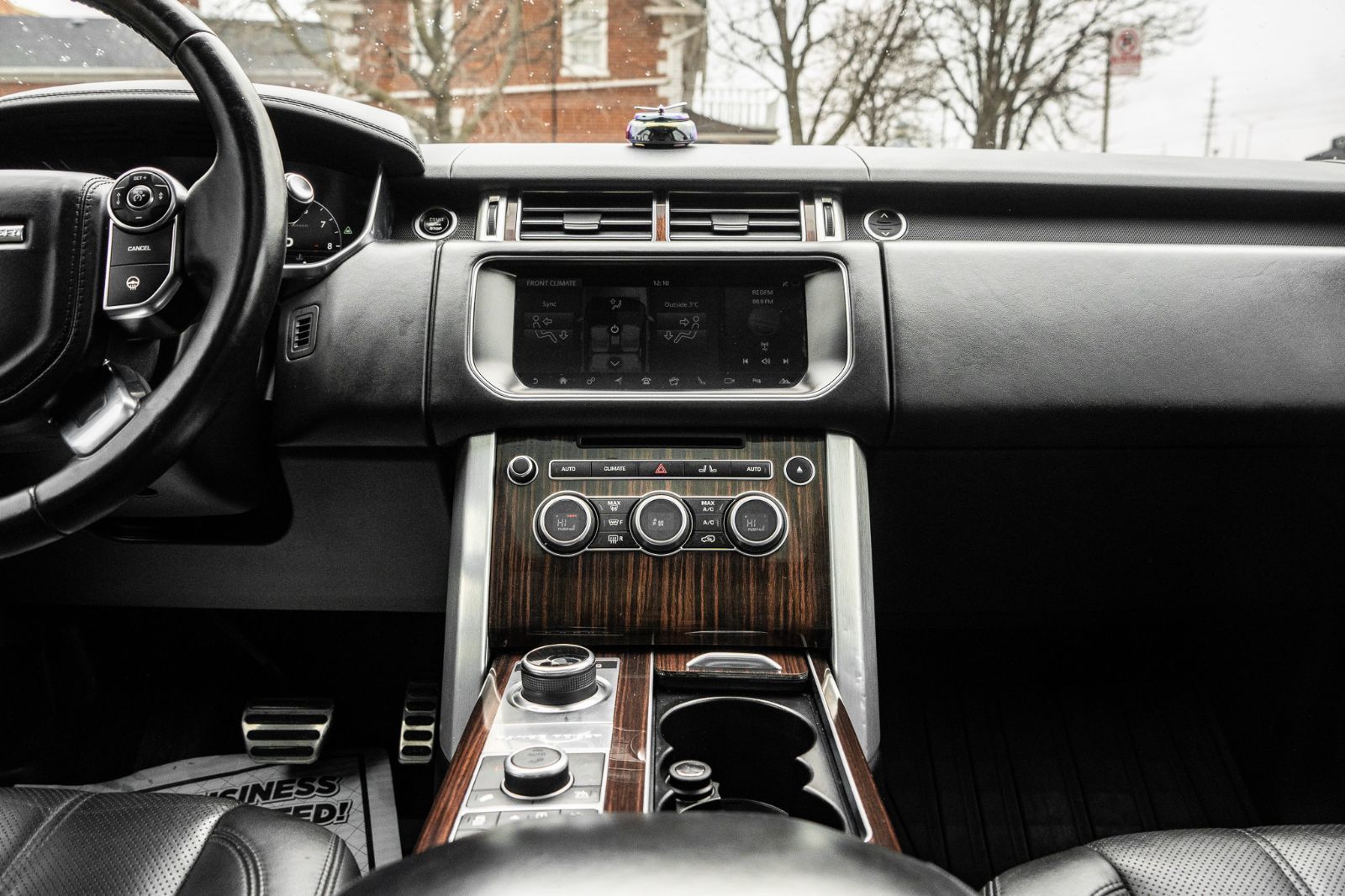 2017 Land Rover Range Rover LWB SC-8