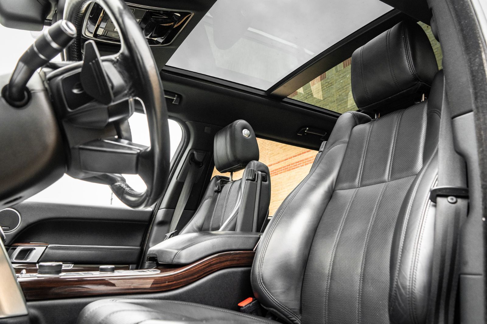 2017 Land Rover Range Rover LWB SC-25