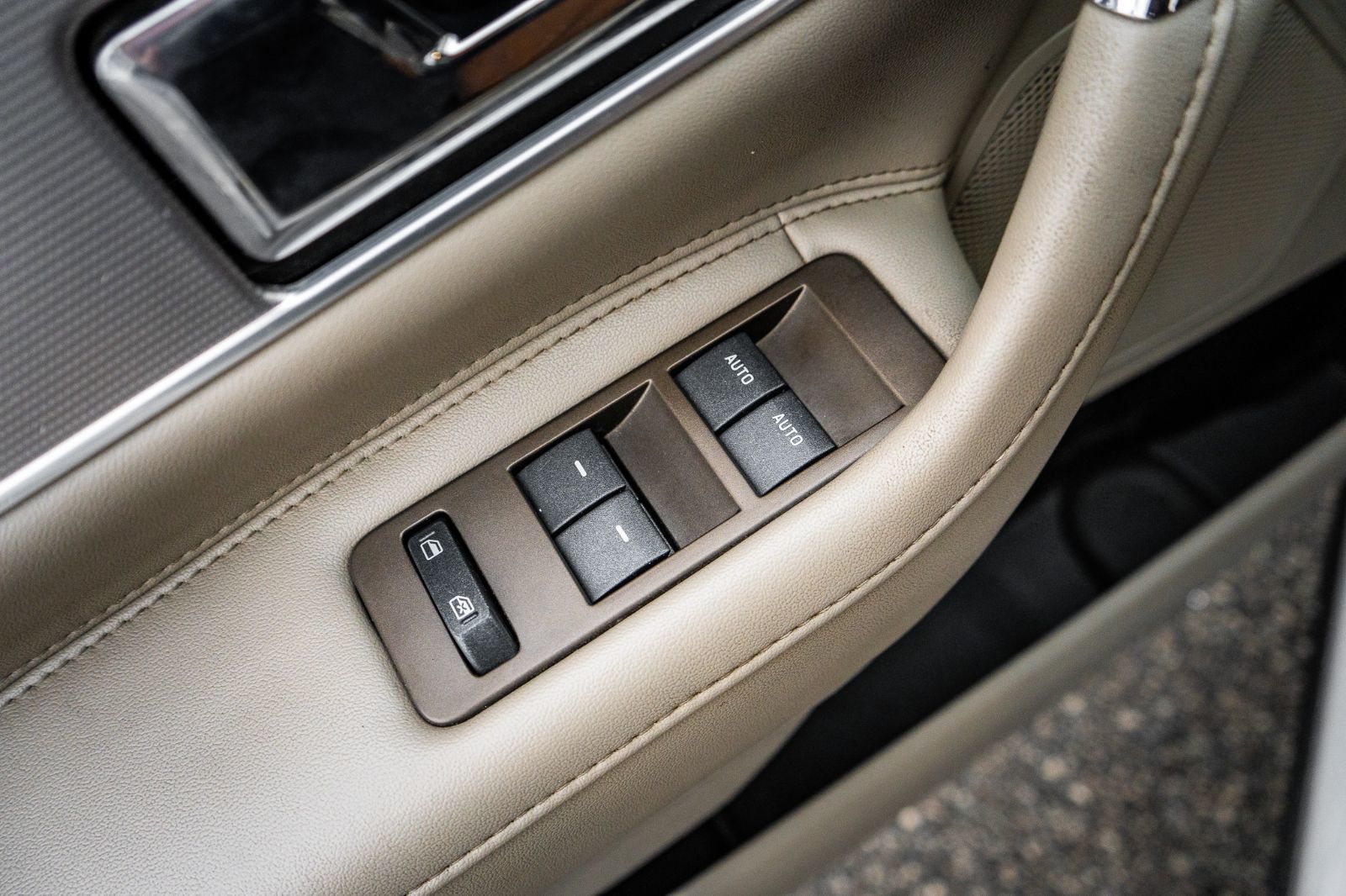 2015 Lincoln MKX AWD-21