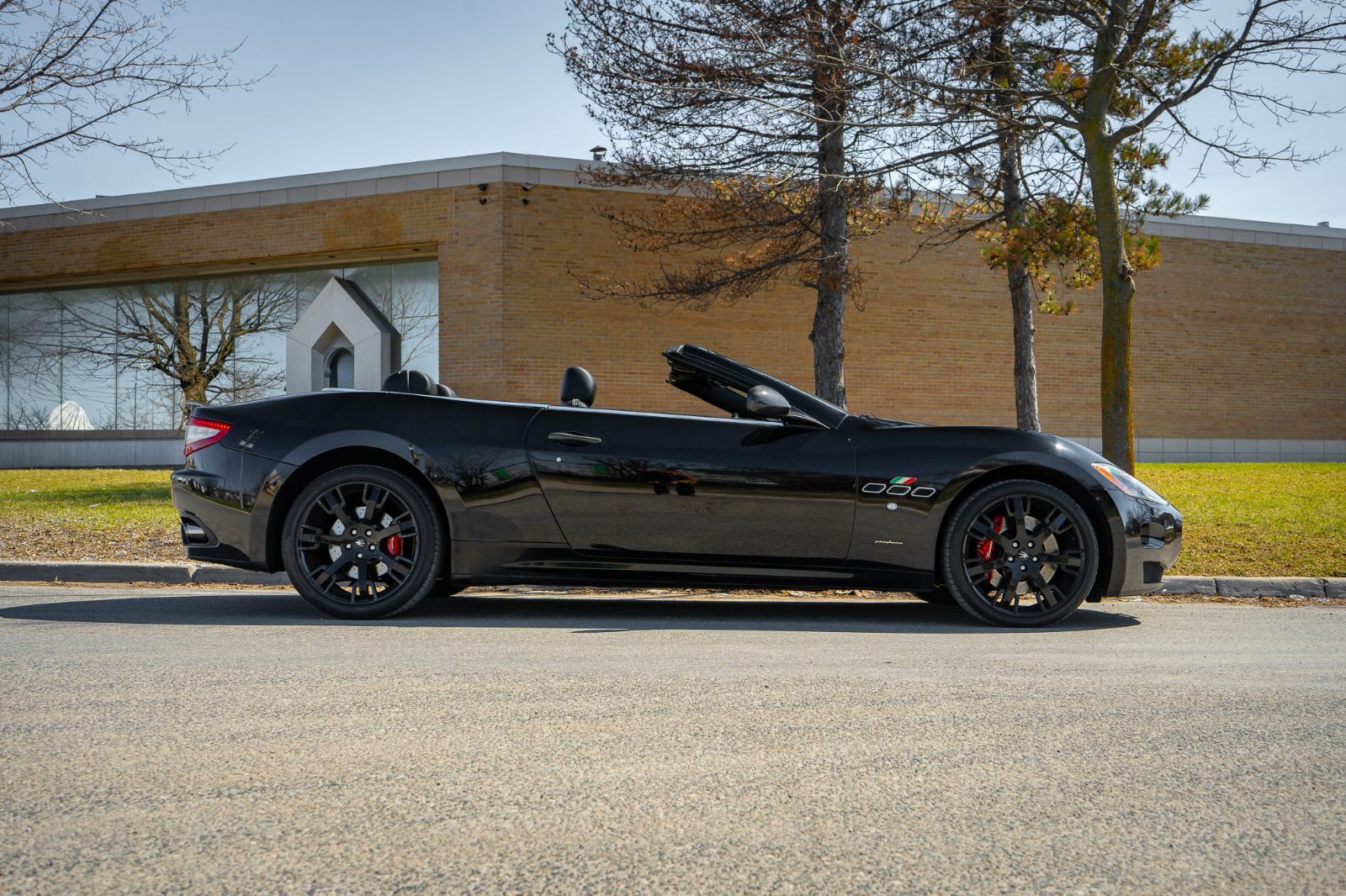 2010 Maserati GranTurismo Convertible-3