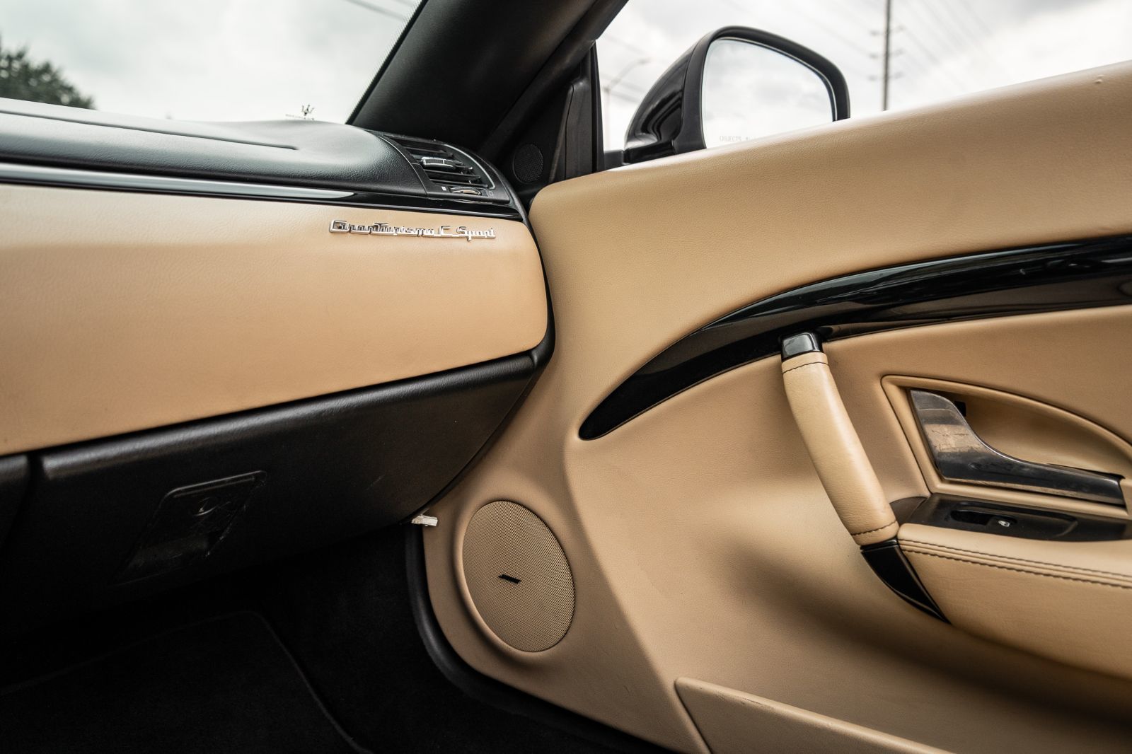 2014 Maserati GranTurismo Convertible SPORT-23